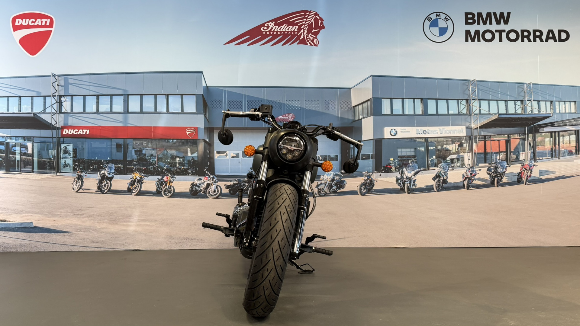 INDIAN Scout Bobber-image-1