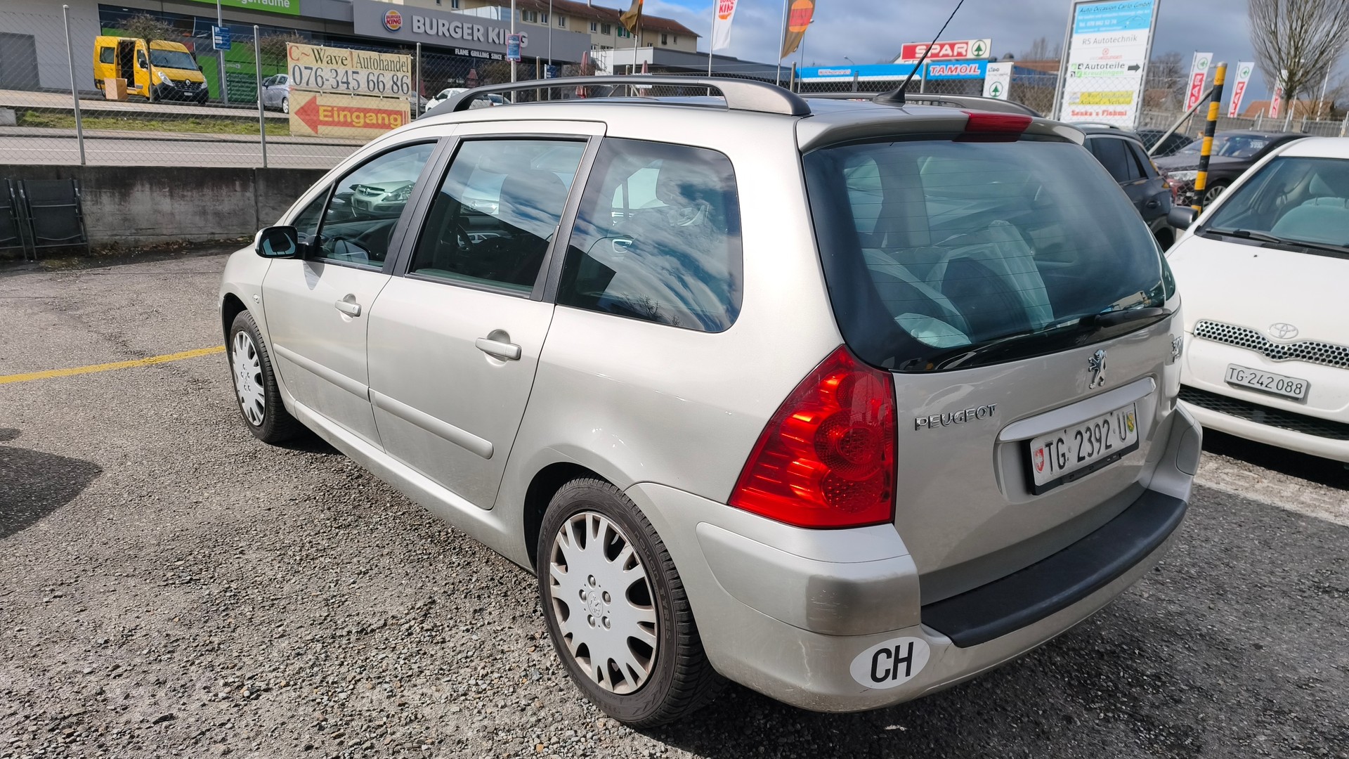 PEUGEOT 307 SW 2.0 HDI Black&Silver Edition-image-5