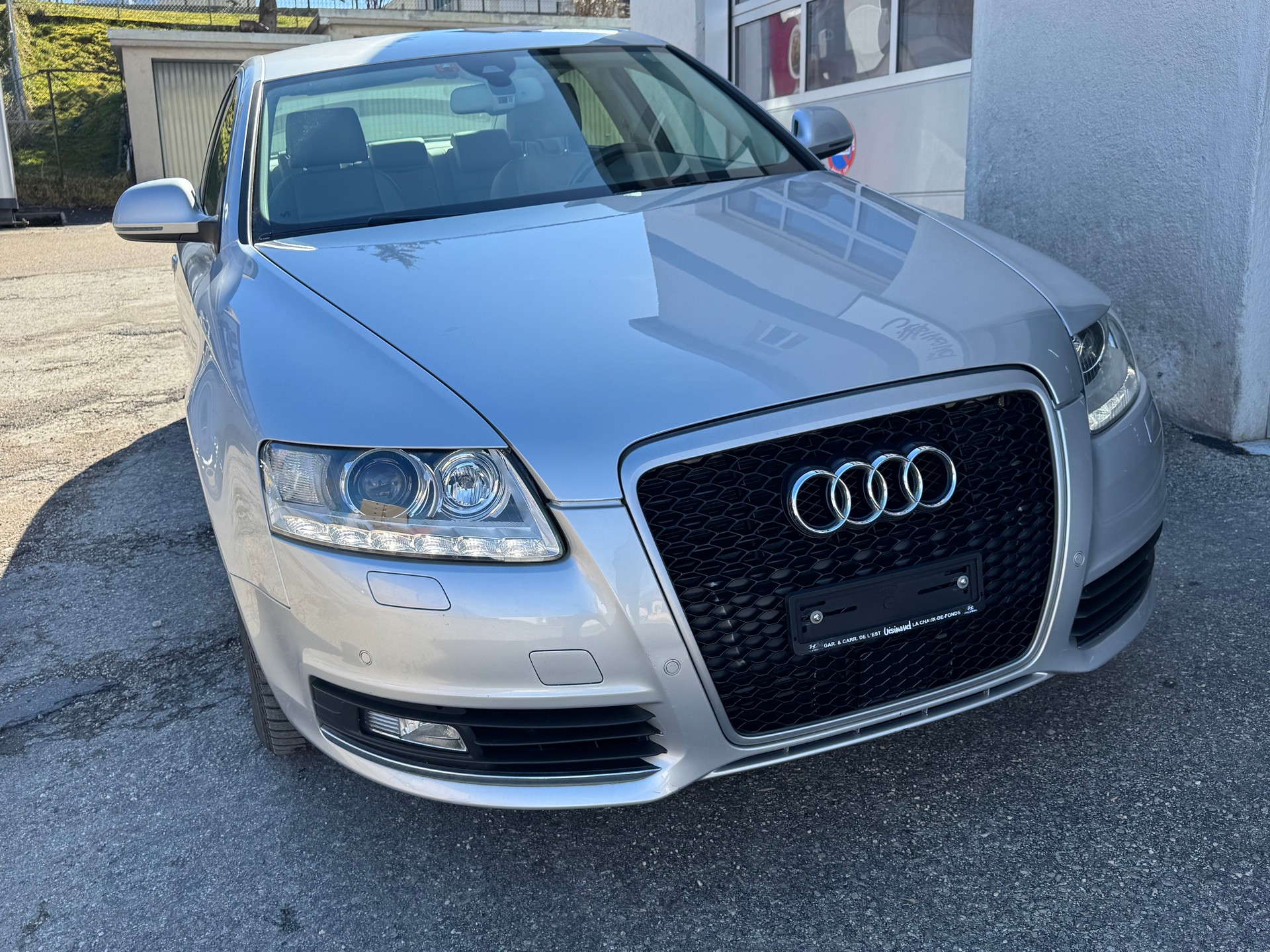AUDI A6 Limousine 4.2 V8 FSI quattro tiptronic-image-1