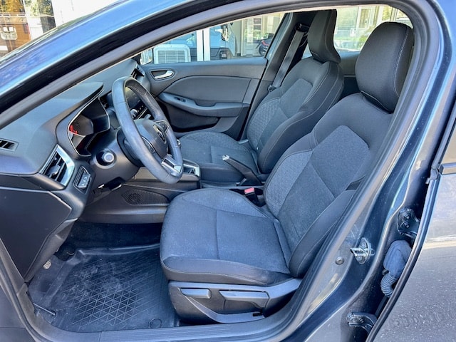 RENAULT Clio 1.0 Intens-image-17
