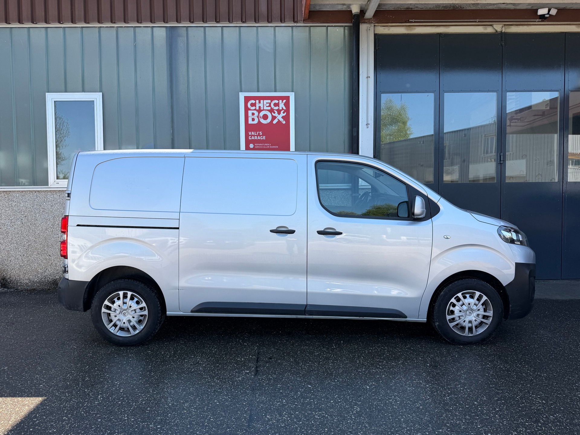CITROEN Jumpy 2.0 BlueHDi 180 S&S M Komfort EAT6-image-5