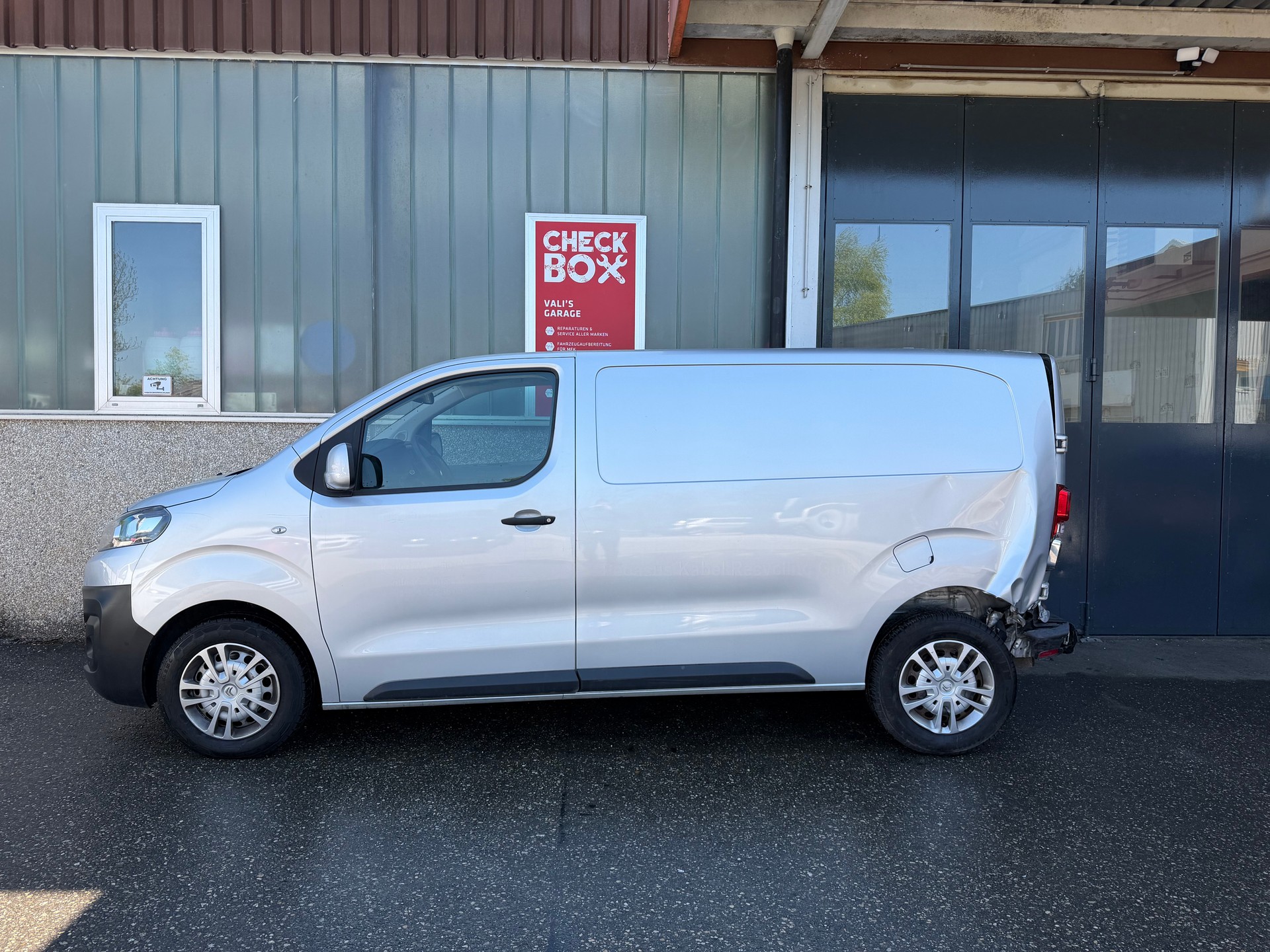 CITROEN Jumpy 2.0 BlueHDi 180 S&S M Komfort EAT6-image-1