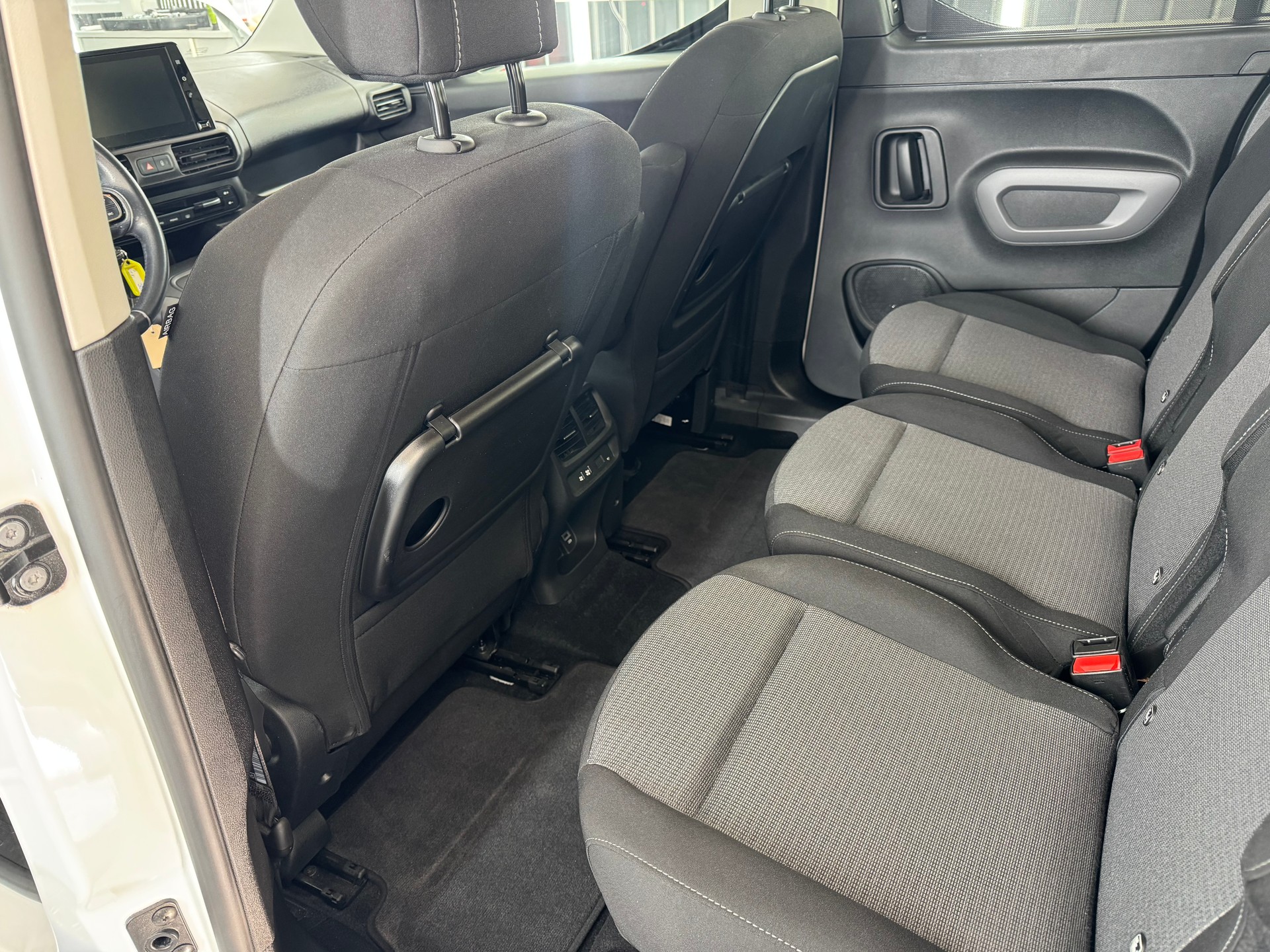 TOYOTA Proace City Verso 1.2 Style Medium Automatik-image-10