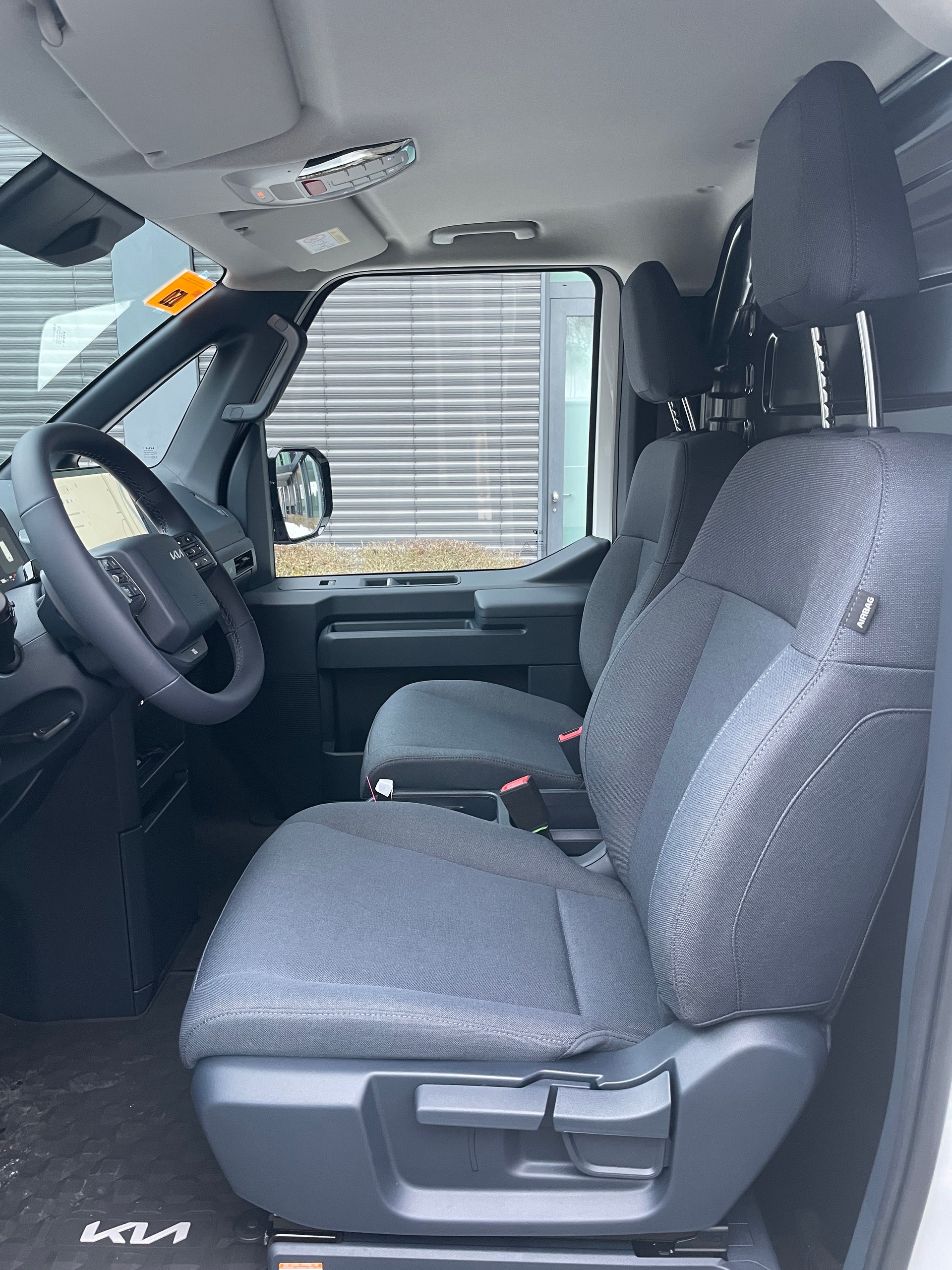 KIA PV5 Cargo 71.2 kWh Plus 2-Schiebetüren-image-12