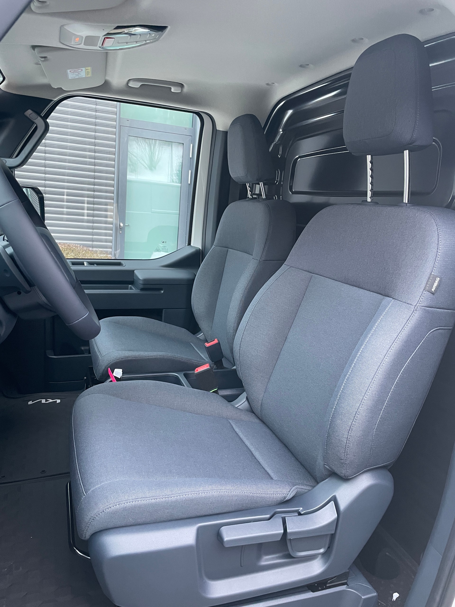 KIA PV5 Cargo 71.2 kWh Plus 2-Schiebetüren-image-13