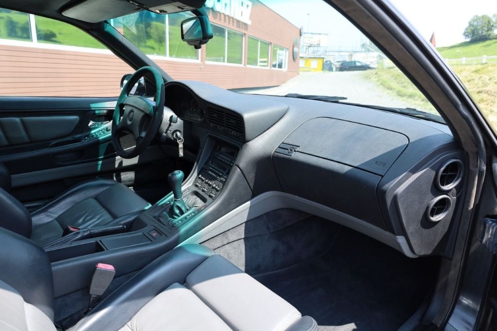 BMW CSi-image-22