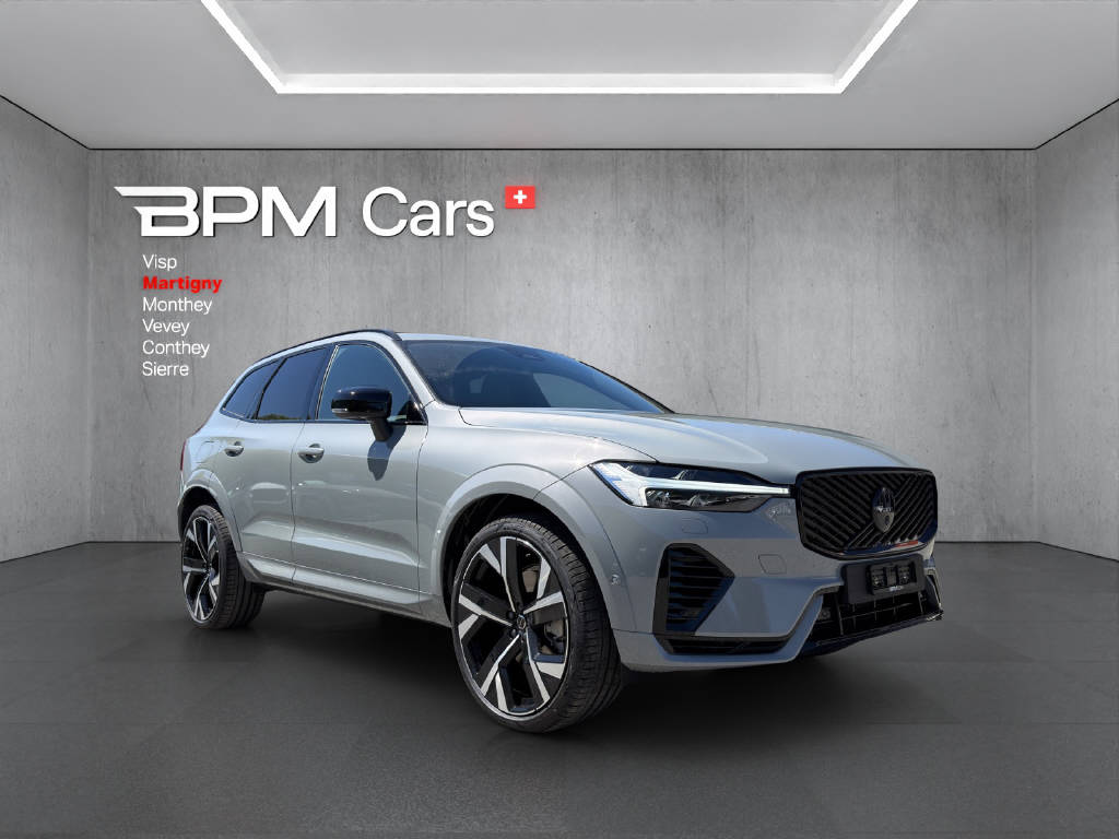 VOLVO XC60 2.0 T6 TE Black Edition eAWD-showroom-element-2