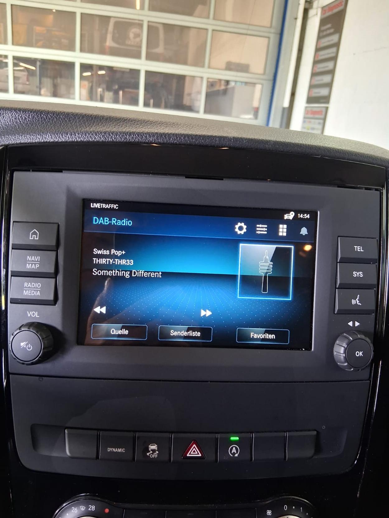 MERCEDES-BENZ Vito 4x4 116 Kombi L 2.0 CDI Select-image-16