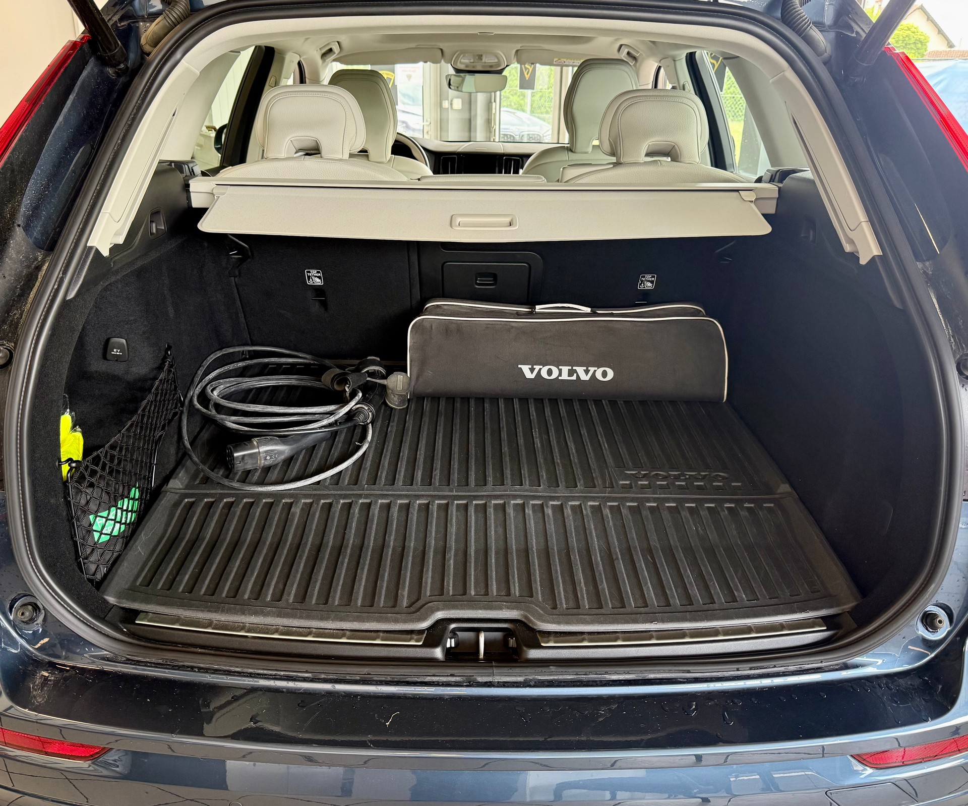 VOLVO XC60 T6 eAWD Inscription Geartronic-image-26