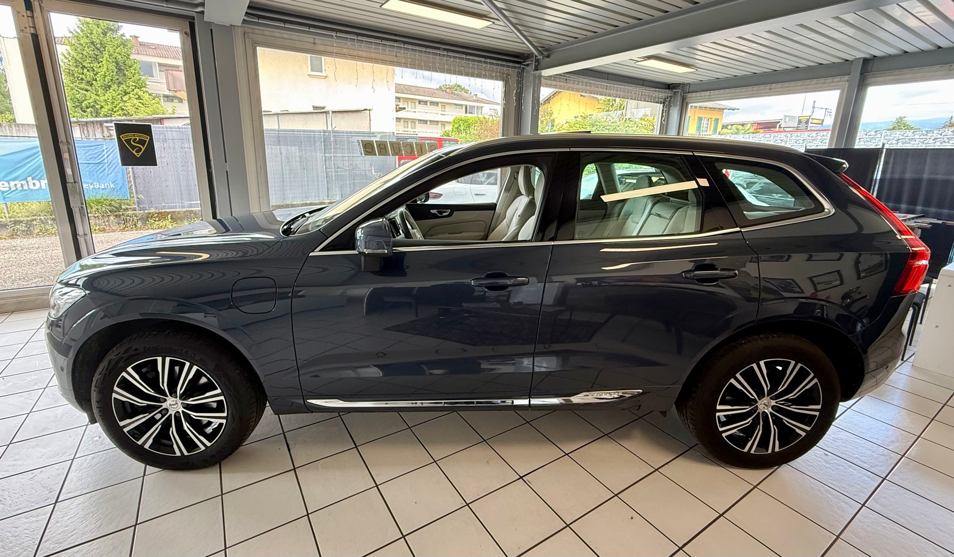VOLVO XC60 T6 eAWD Inscription Geartronic-image-6