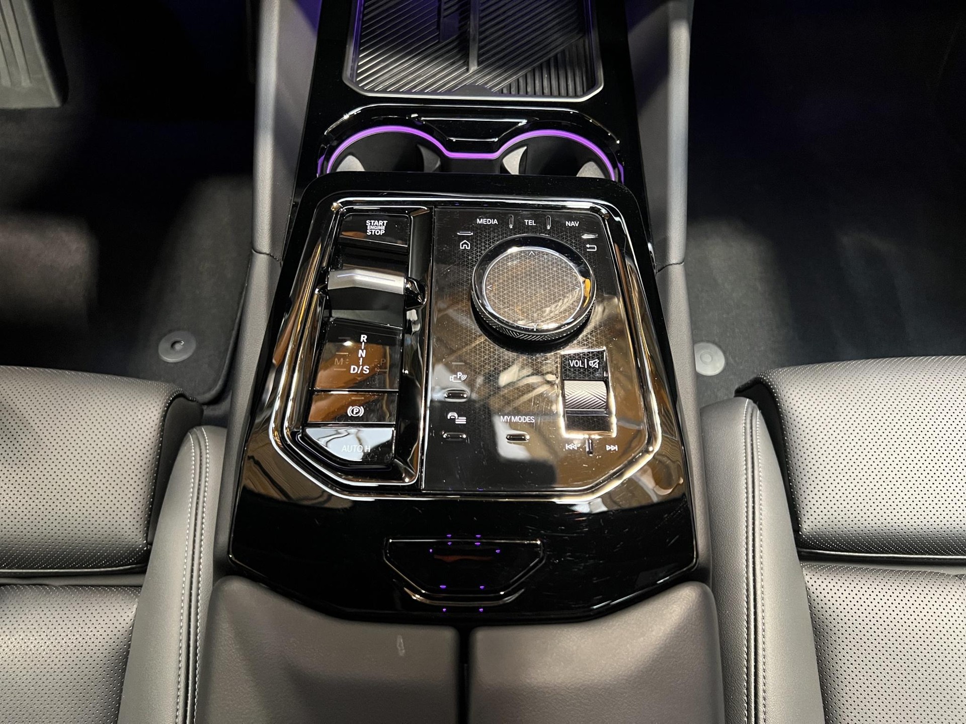 BMW 520d xDrive Touring M Sport-image-9