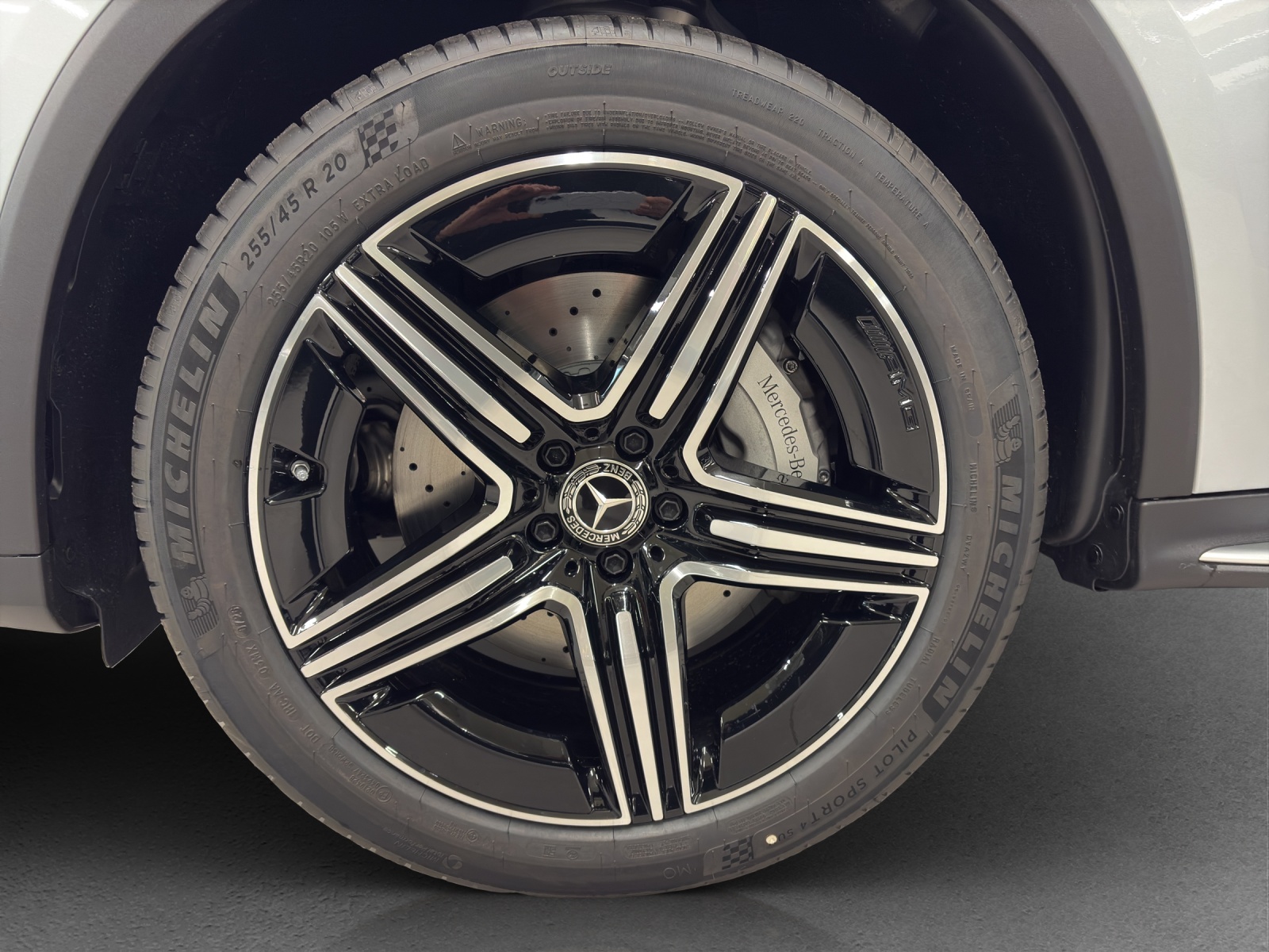 MERCEDES-BENZ GLC 200 4M-image-15