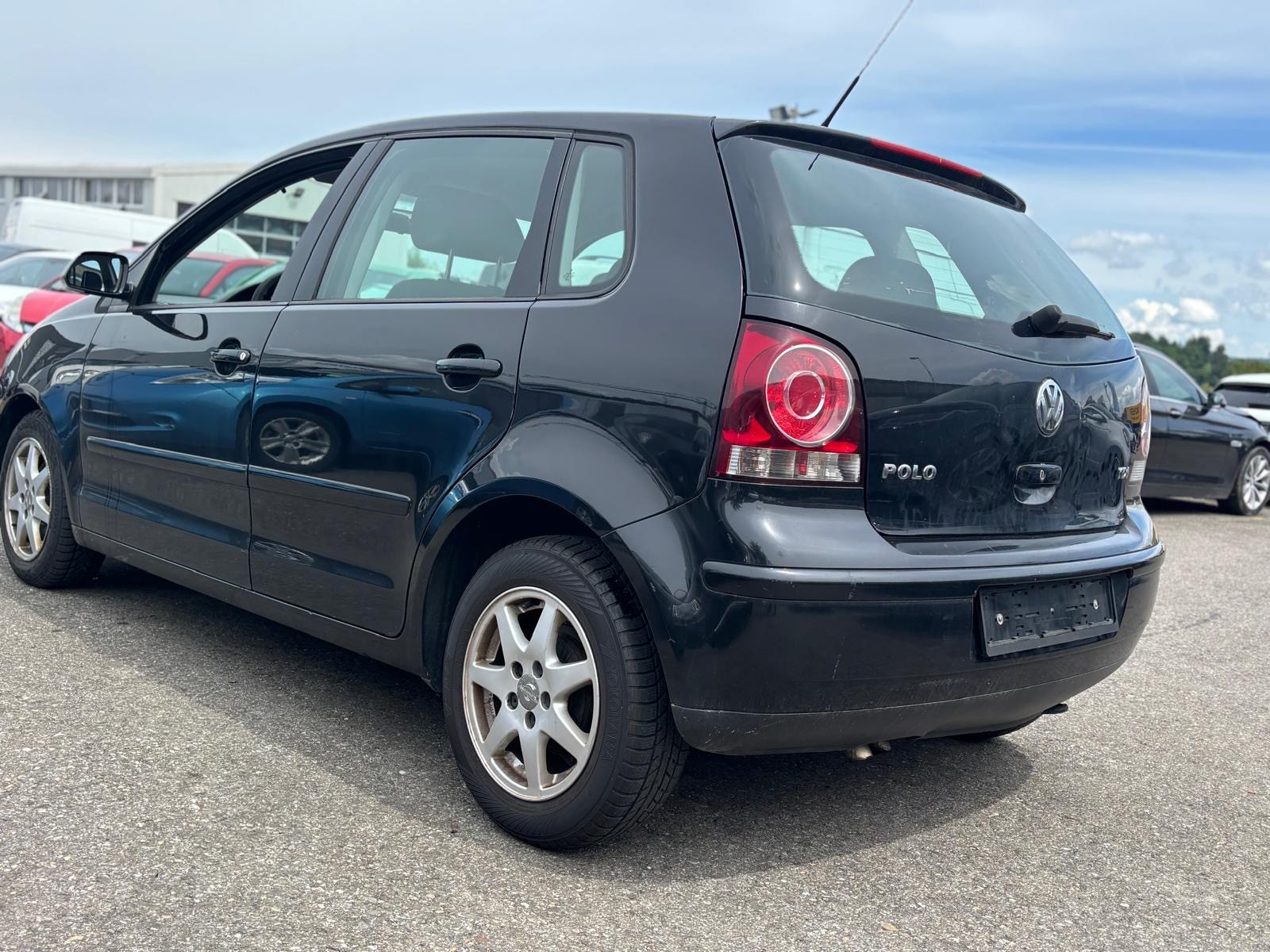 VW Polo 1.4 TDI Trendline-image-5