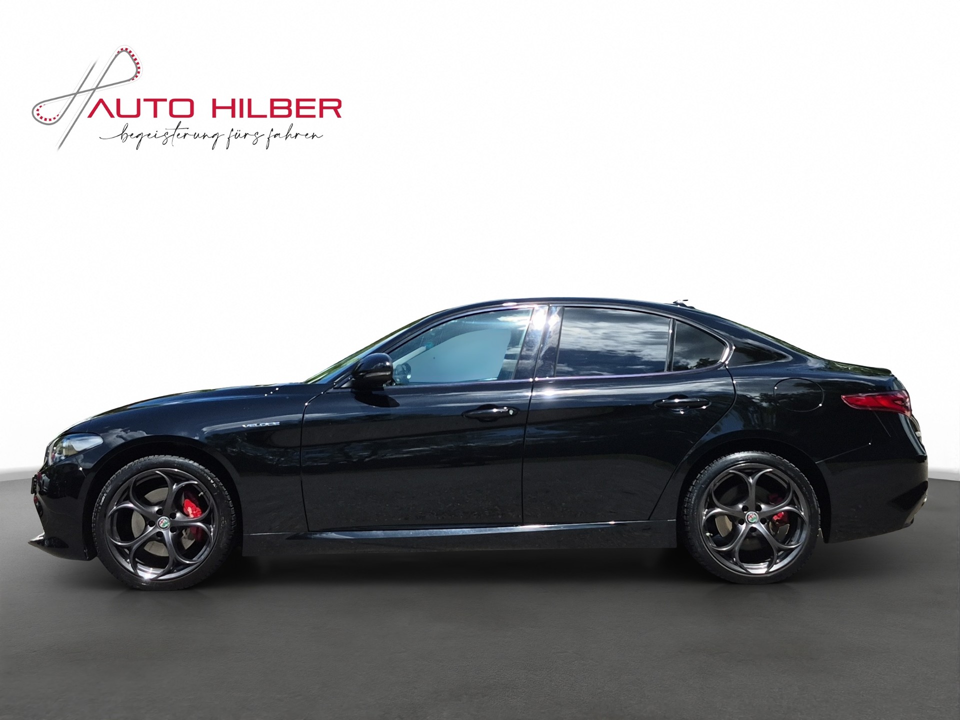 ALFA ROMEO Giulia 2.0 Veloce Q4 Automatic-image-2