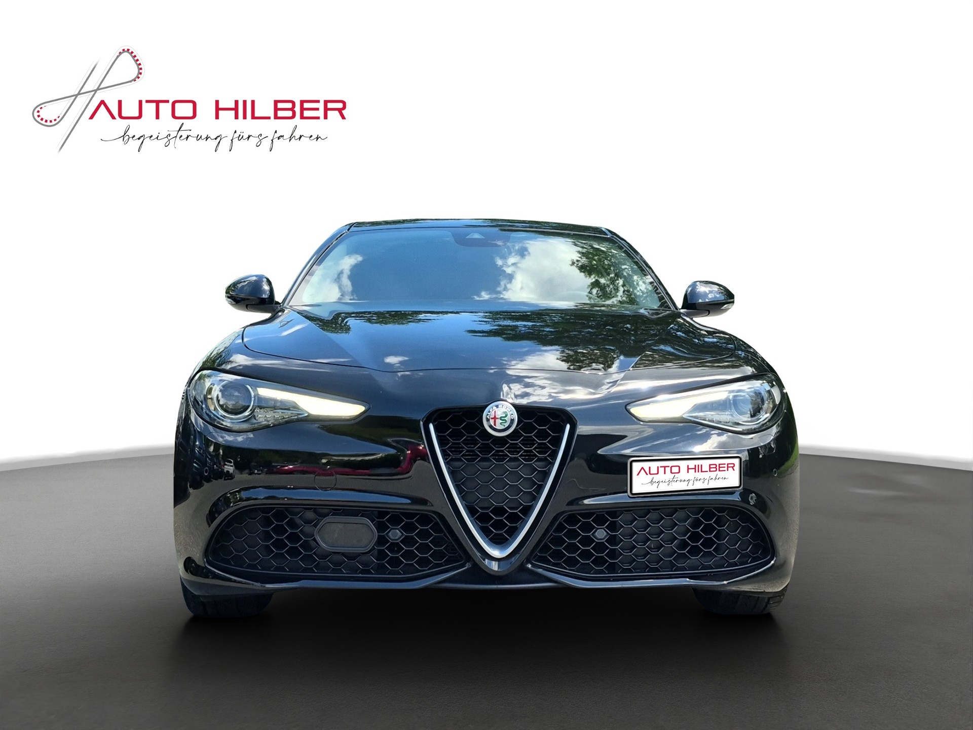 ALFA ROMEO Giulia 2.0 Veloce Q4 Automatic-image-1