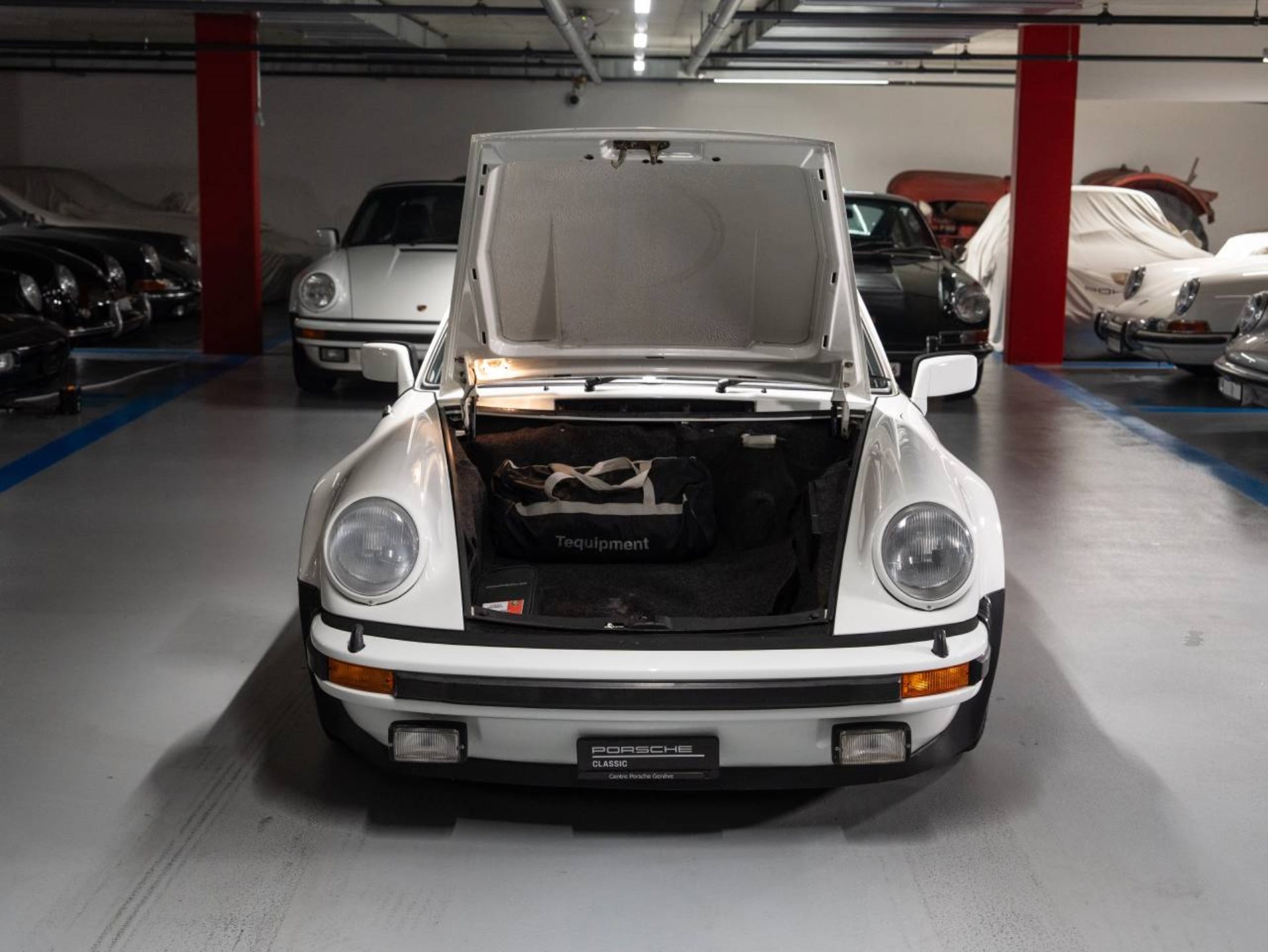 PORSCHE 911 Turbo 3.0 Coupé-image-20