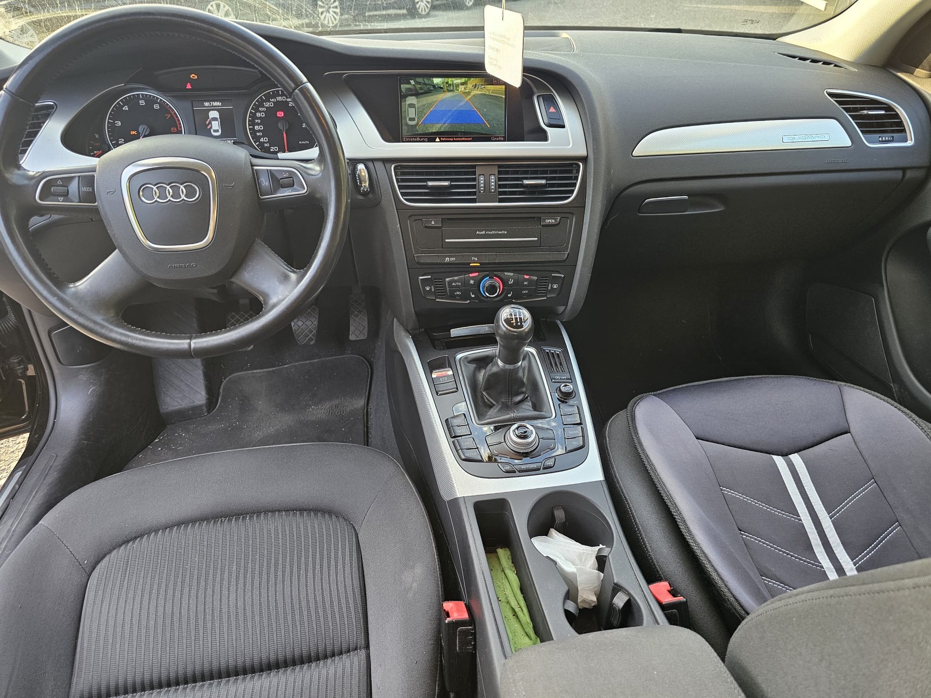 AUDI A4 Limousine 2.0 TFSI quattro-image-9