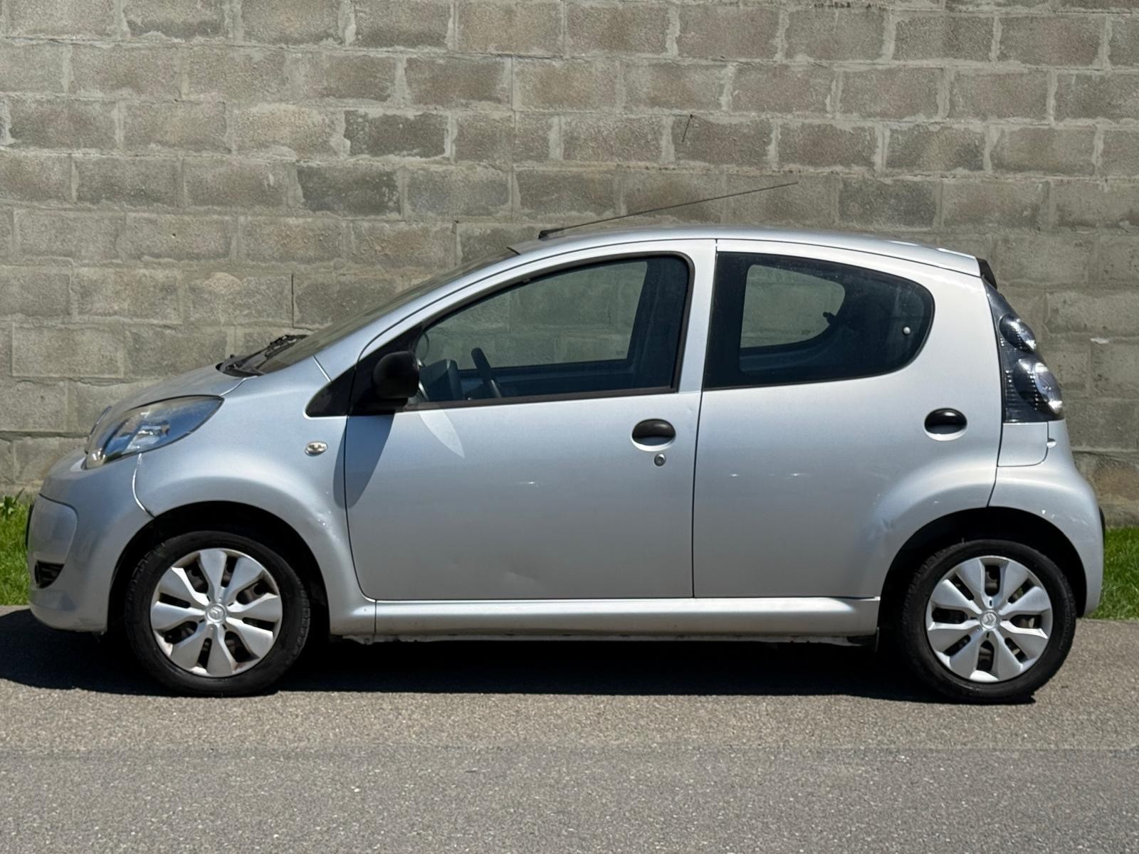CITROEN C1 1.0i Edition-image-1
