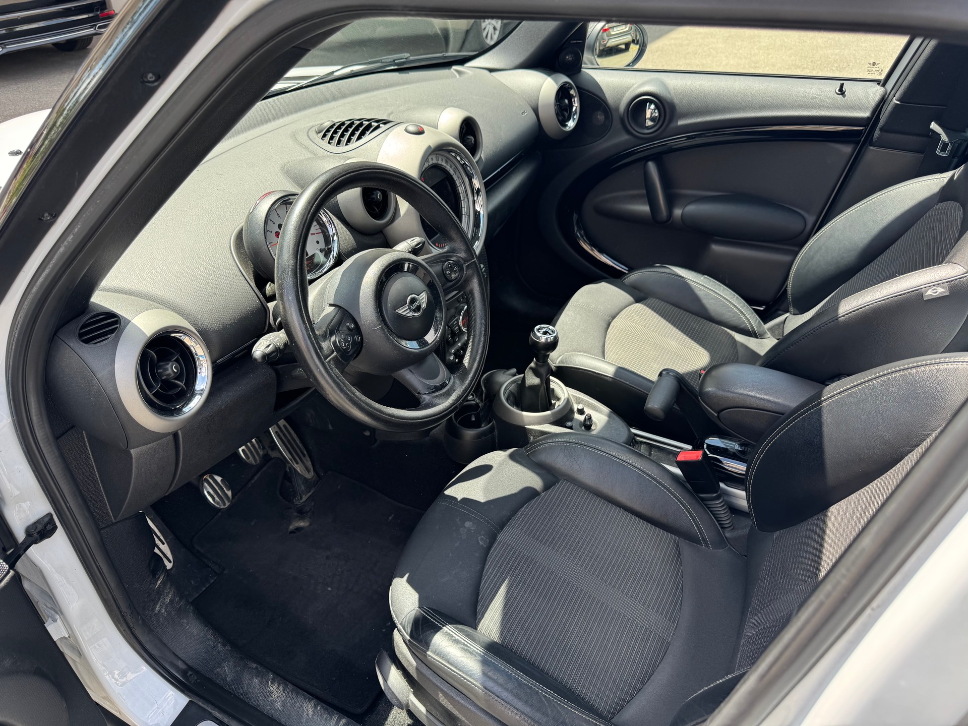 MINI Countryman Cooper S FWD-image-7