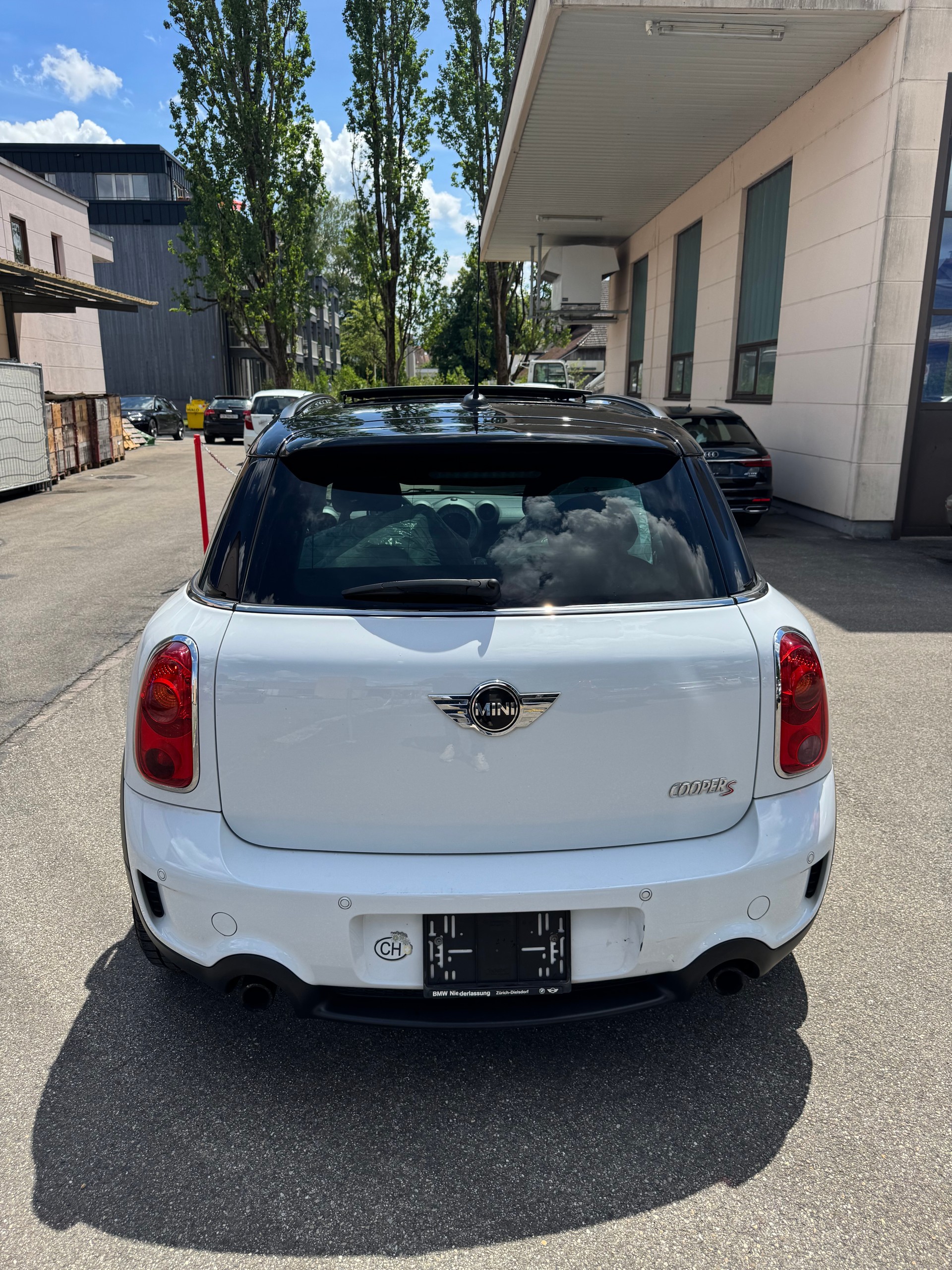 MINI Countryman Cooper S FWD-image-5