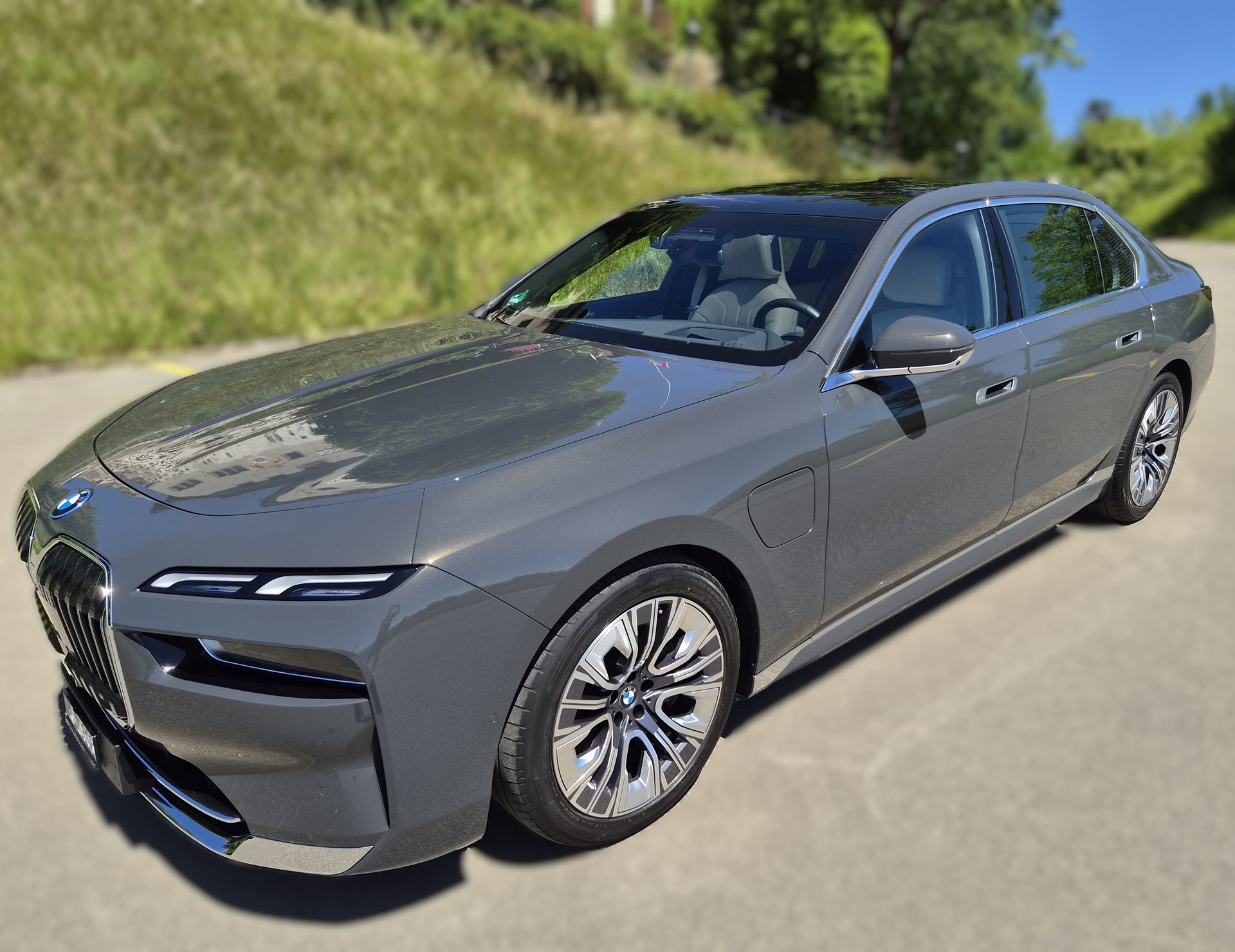 BMW 750e xDrive Steptronic - CH Fahrzeug-showroom-element-2