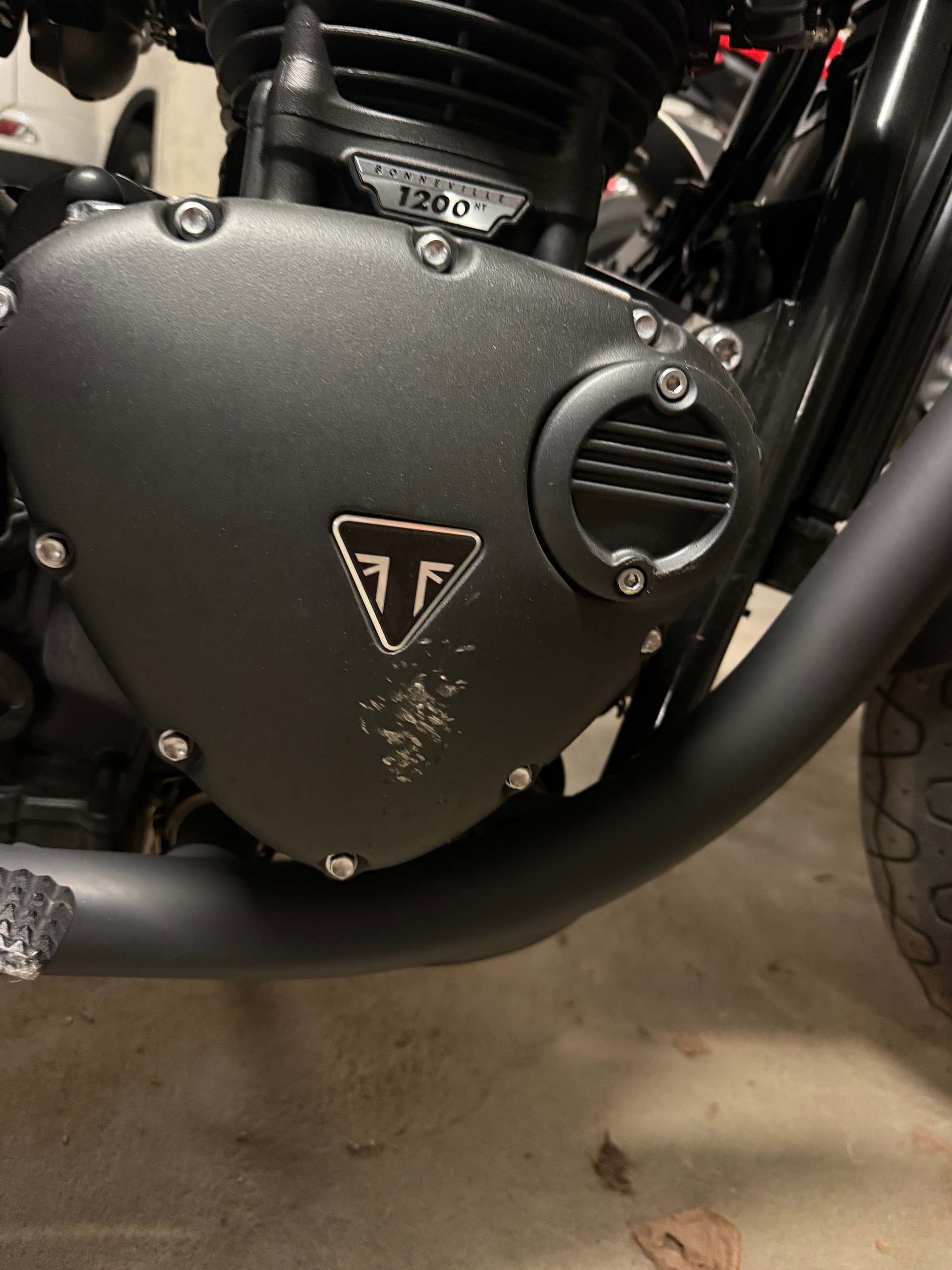 TRIUMPH Bonneville T120 Black-image-6