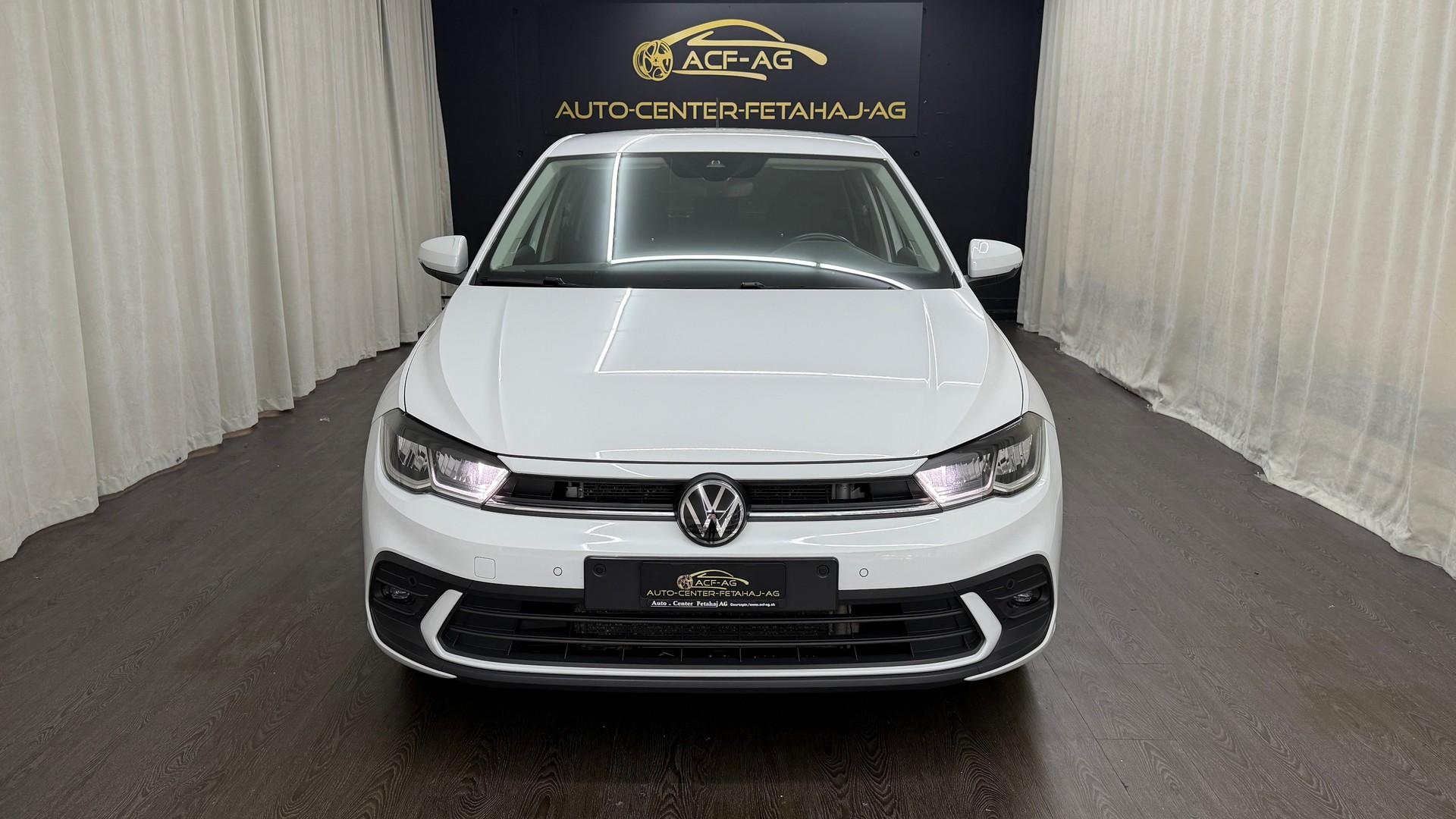 VW Polo 1.0 TSI Life DSG-showroom-element-1