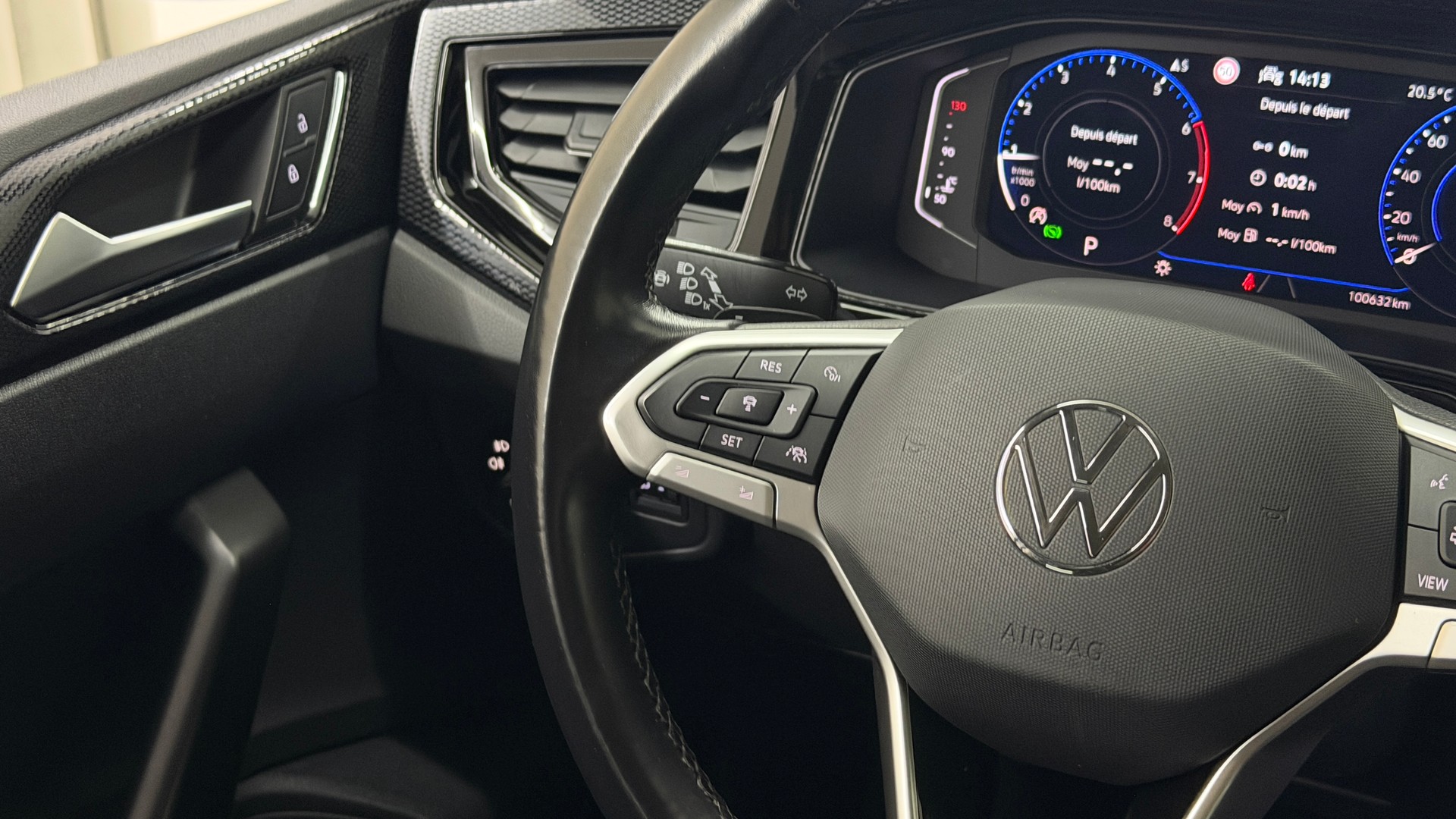 VW Polo 1.0 TSI Life DSG-image-9