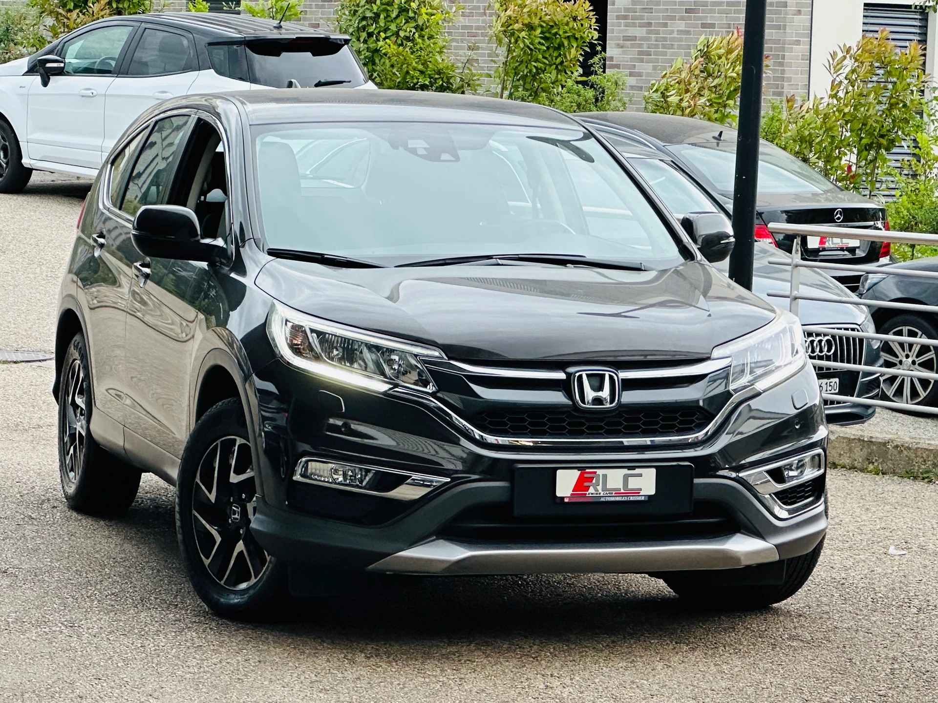 HONDA CR-V 1.6 i-DTEC Elegance 4WD-image-4