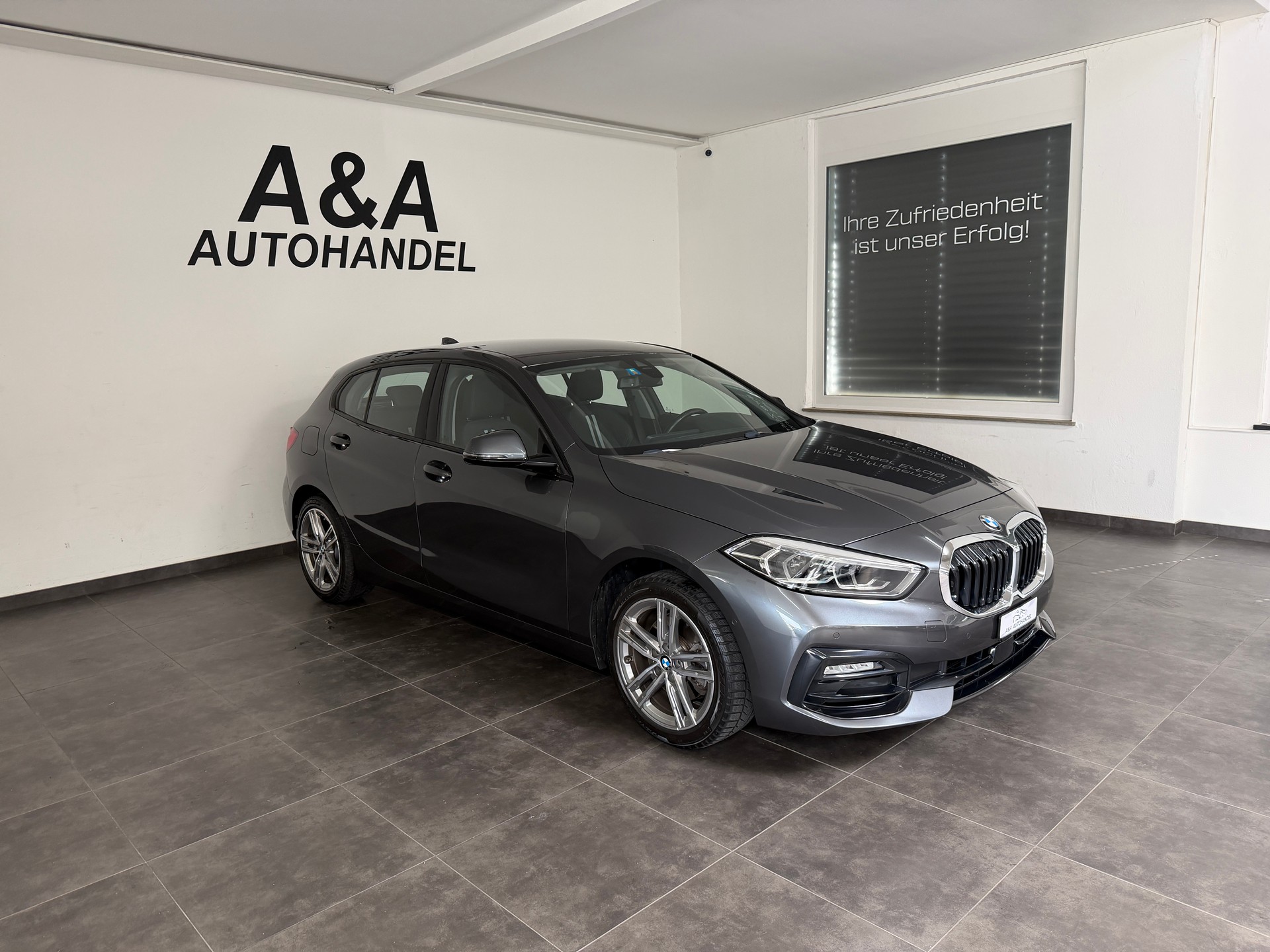 BMW 118i Steptronic Sport Line