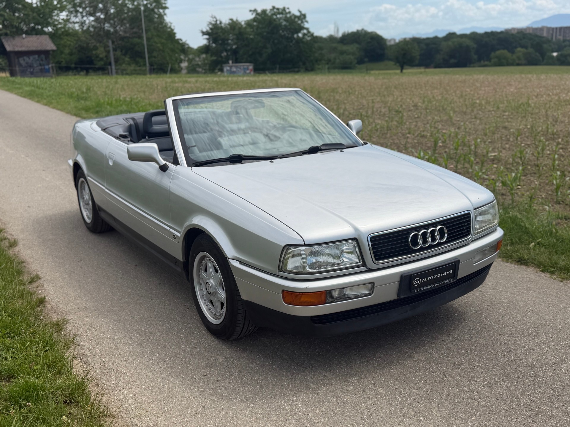 AUDI Cabriolet 2.3 E-image-5