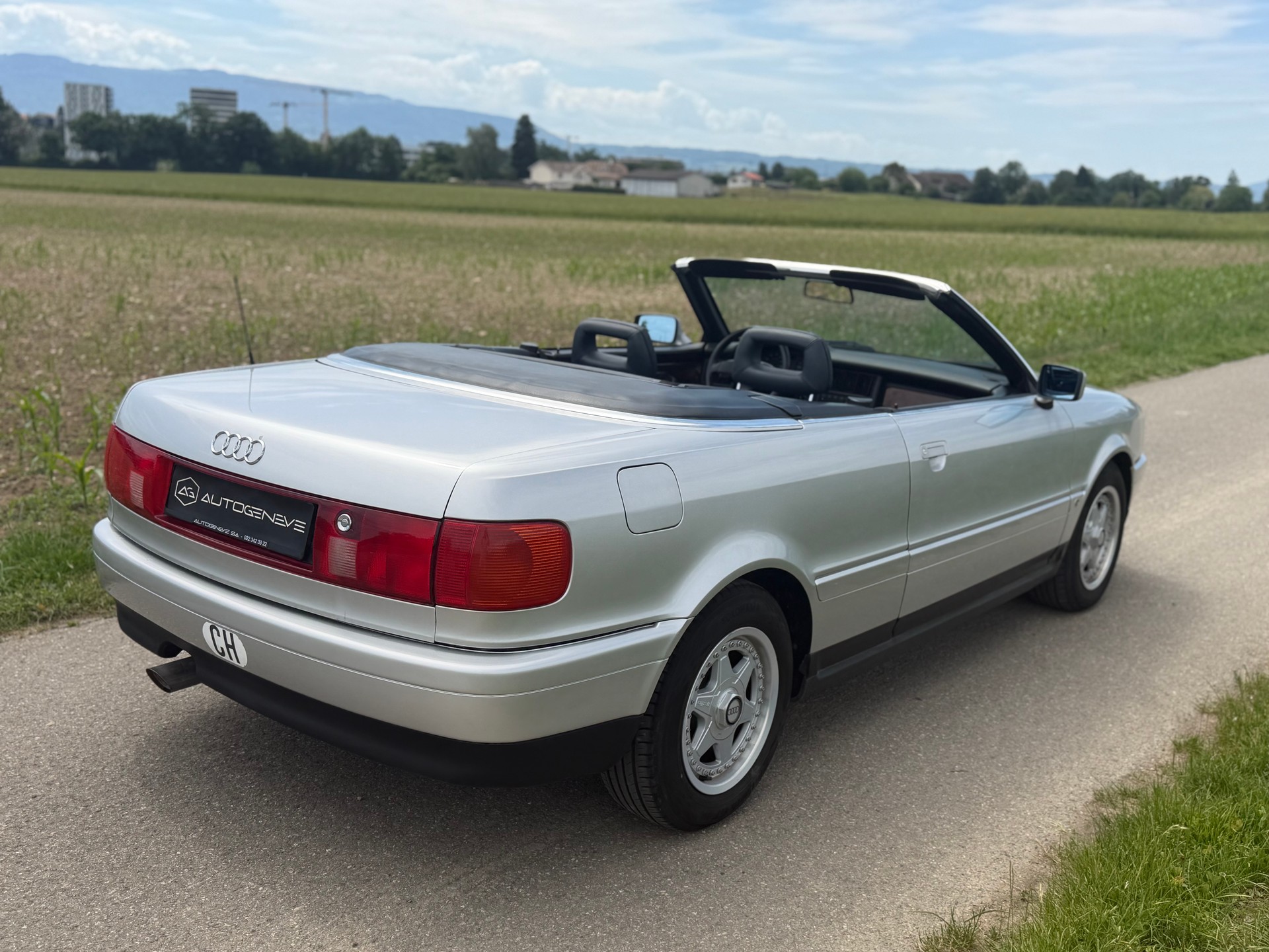 AUDI Cabriolet 2.3 E-image-9