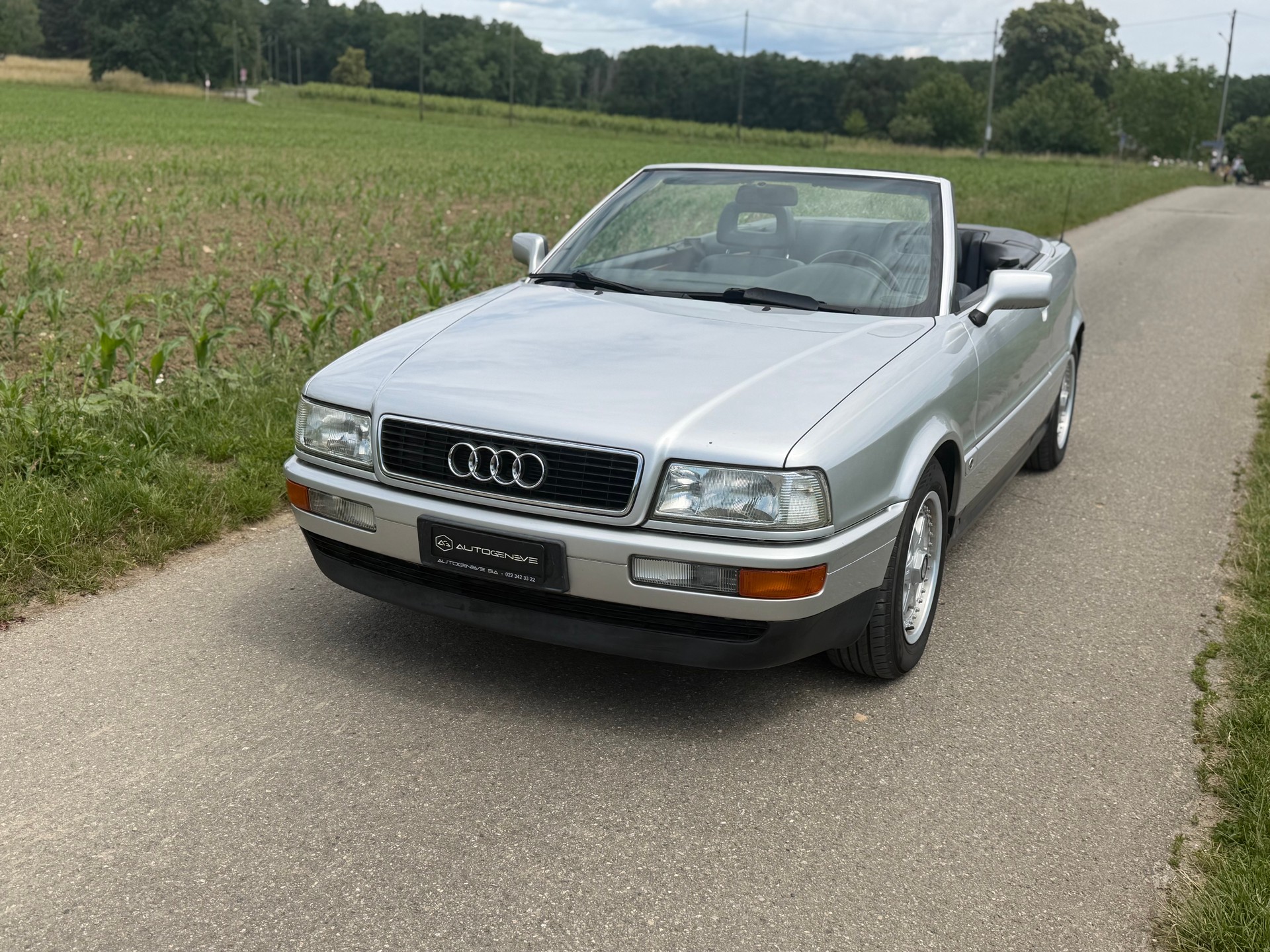 AUDI Cabriolet 2.3 E-image-3