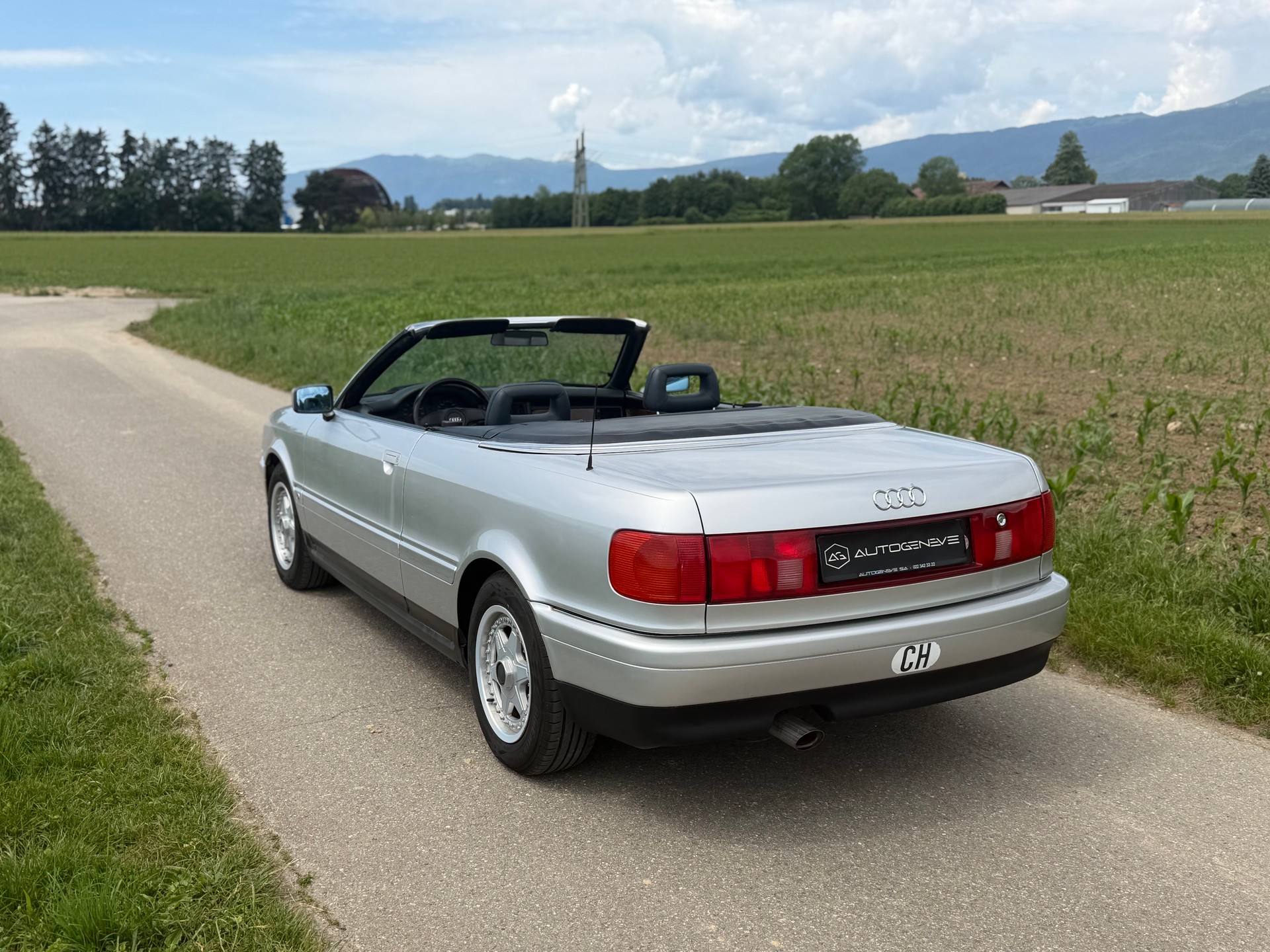 AUDI Cabriolet 2.3 E-image-10