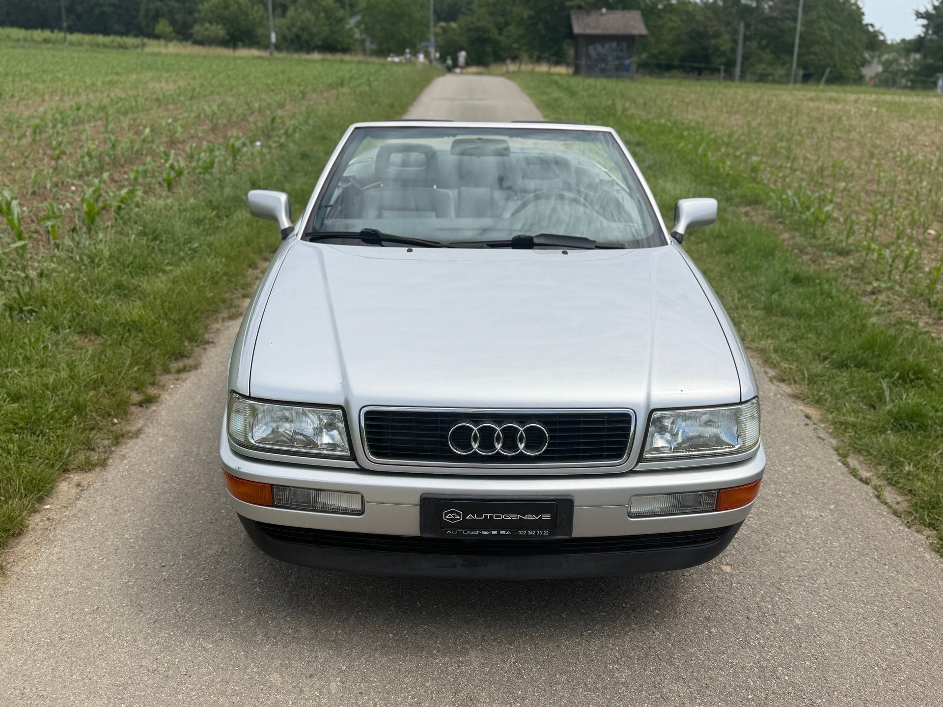 AUDI Cabriolet 2.3 E-image-1