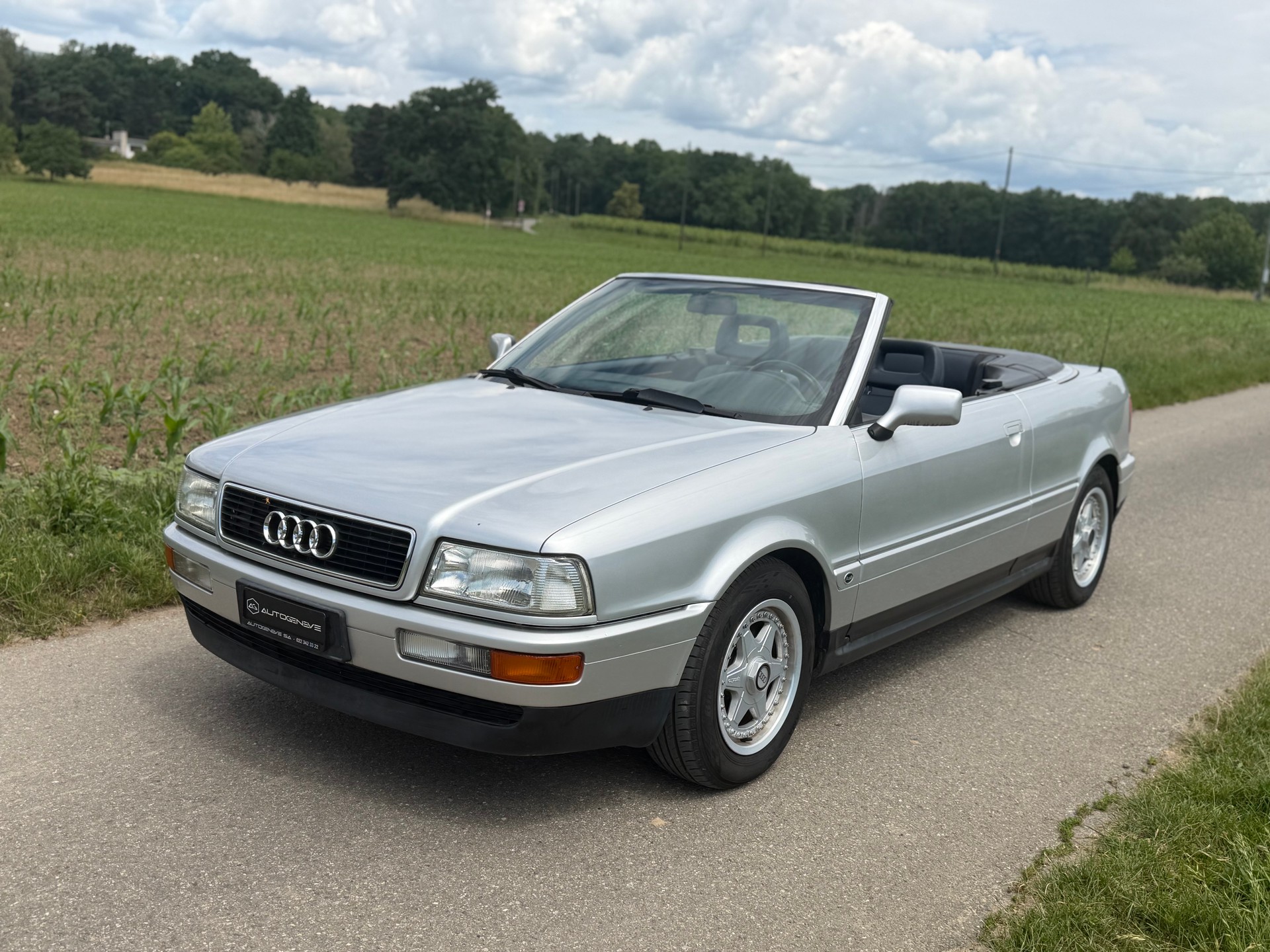 AUDI Cabriolet 2.3 E-image-4