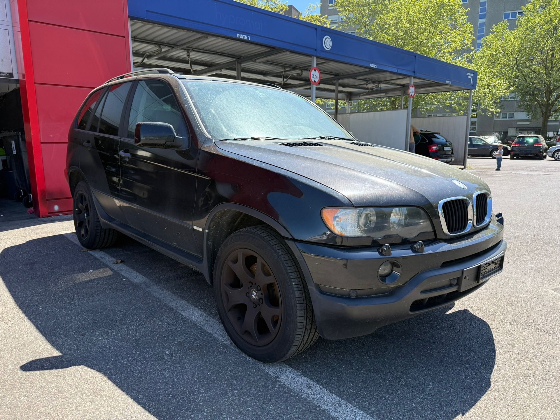 BMW X5 3.0d-showroom-element-1
