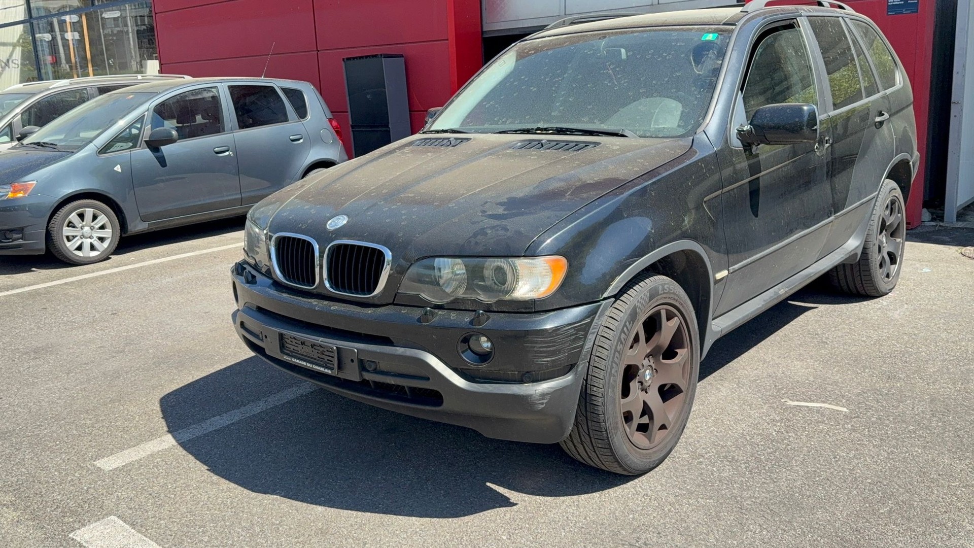 BMW X5 3.0d-showroom-element-3