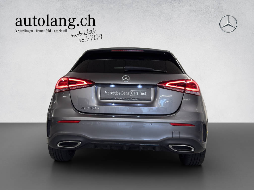 MERCEDES-BENZ A 250 e AMG Line-image-15