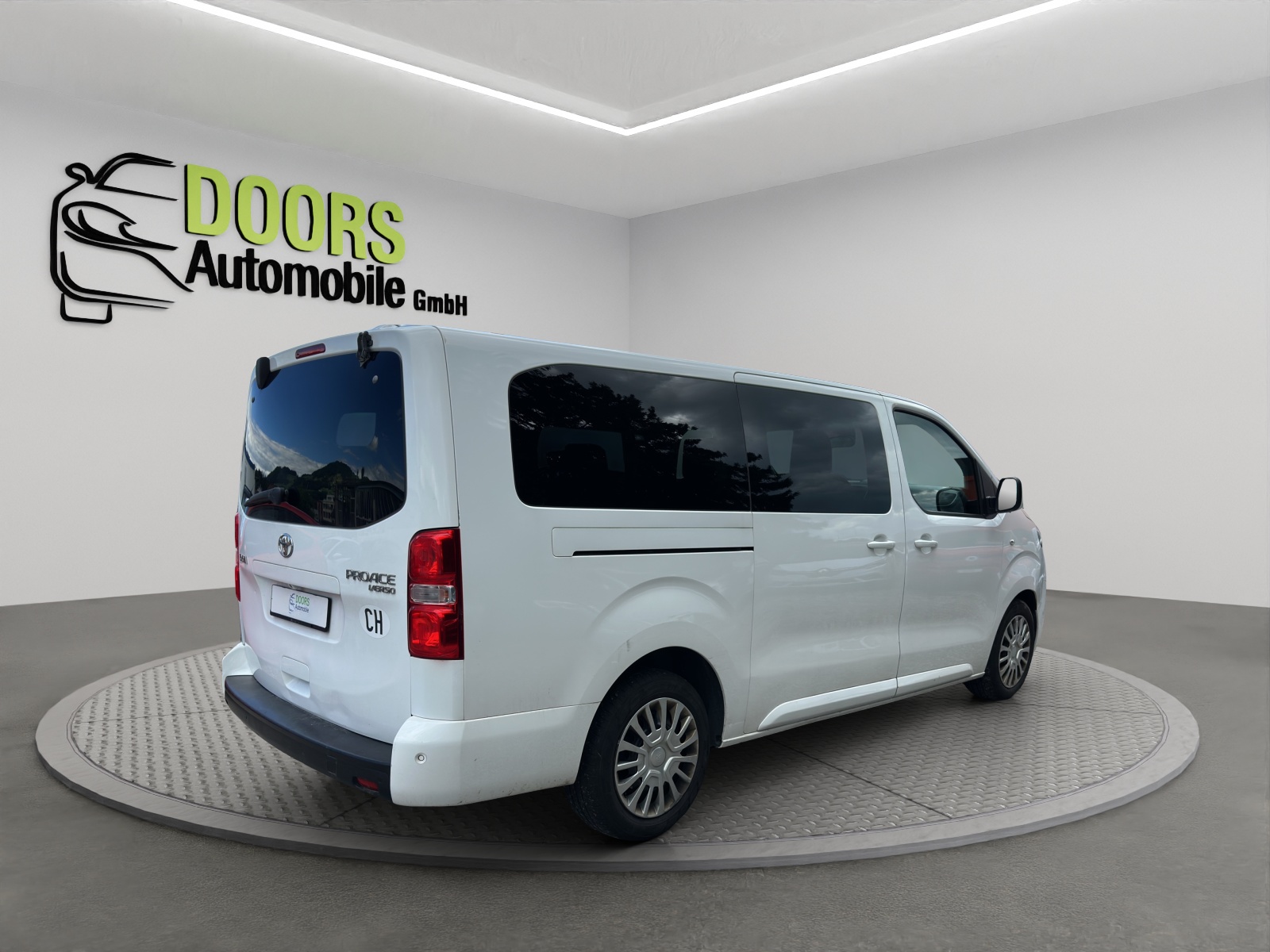 TOYOTA Proace Verso 2.0 D-4D Long Automatic-showroom-element-3