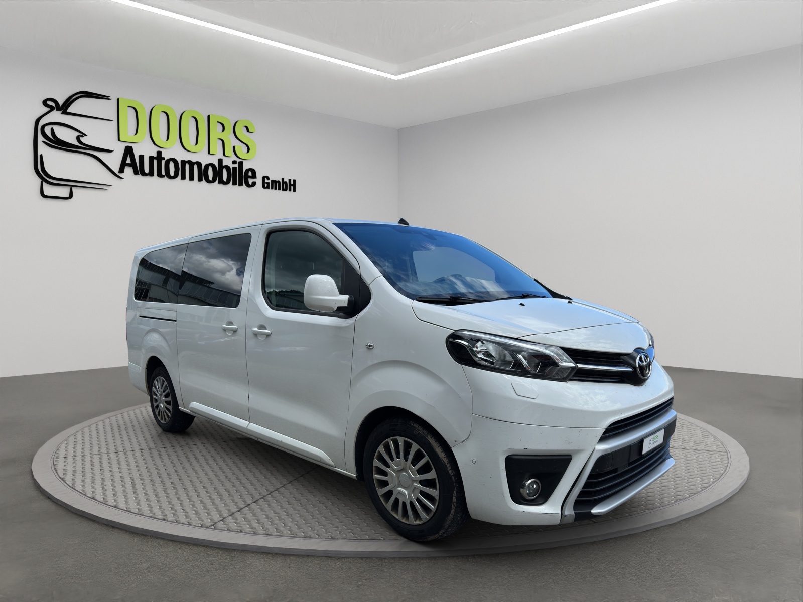 TOYOTA Proace Verso 2.0 D-4D Long Automatic