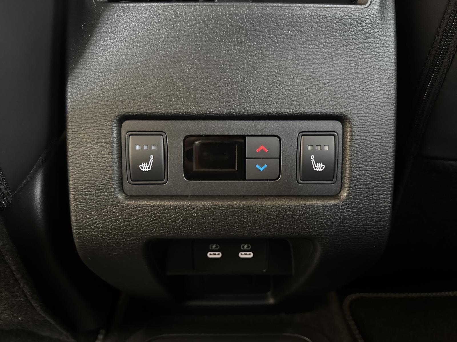 MITSUBISHI Outlander 2.4 PHEV Sport 4WD Automatic-image-14