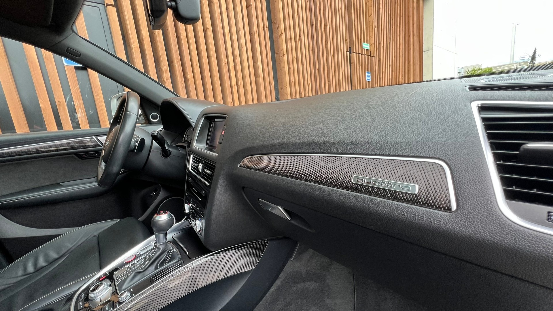 AUDI SQ5 3.0 TDI QUATTRO TIPTRONIC BLACK l 313 PS-image-24