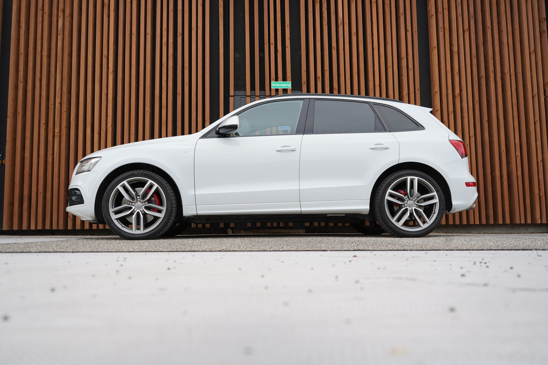 AUDI SQ5 3.0 TDI QUATTRO TIPTRONIC BLACK l 313 PS-image-1