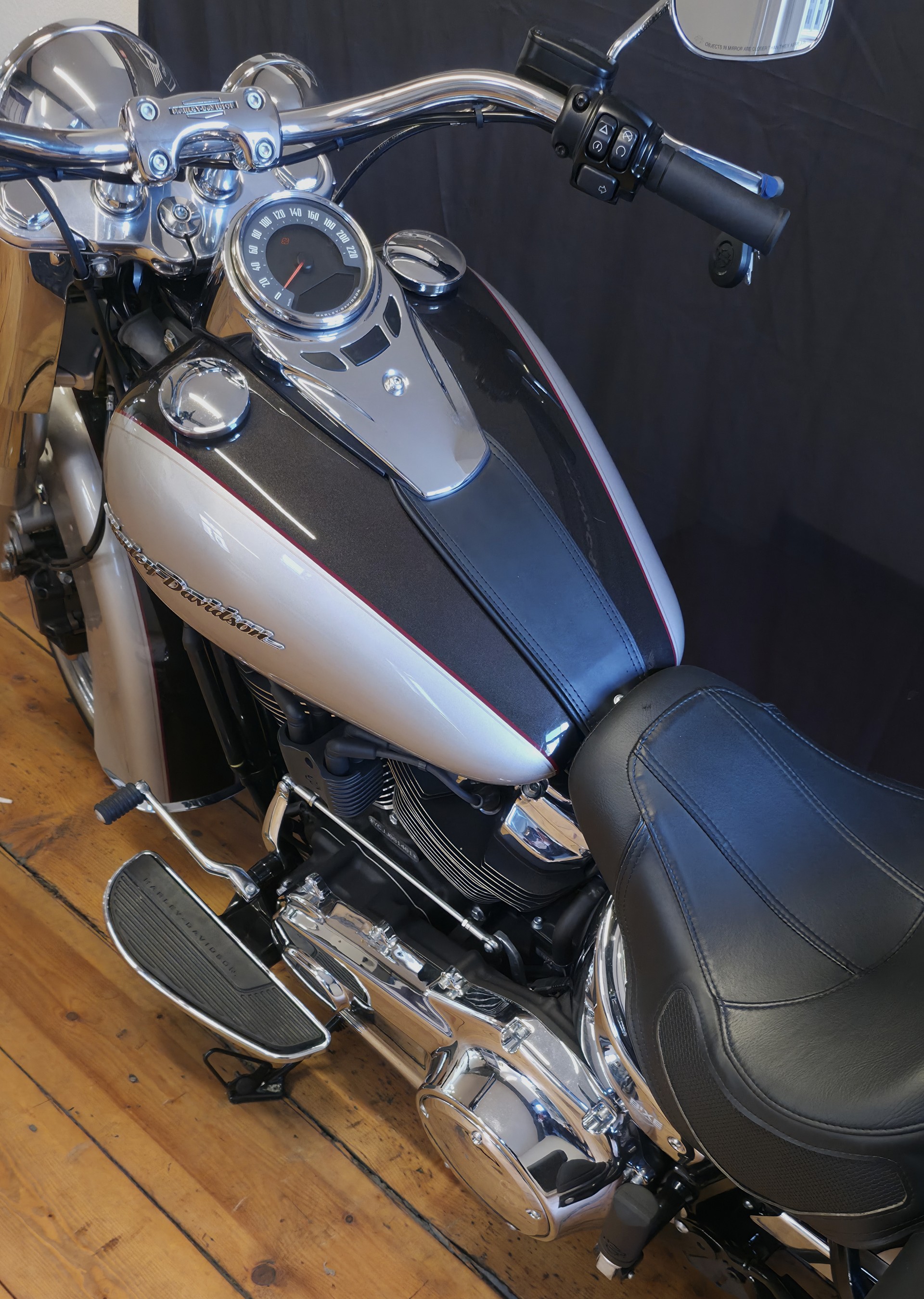 HARLEY-DAVIDSON FLDE Deluxe 107 ABS-image-6