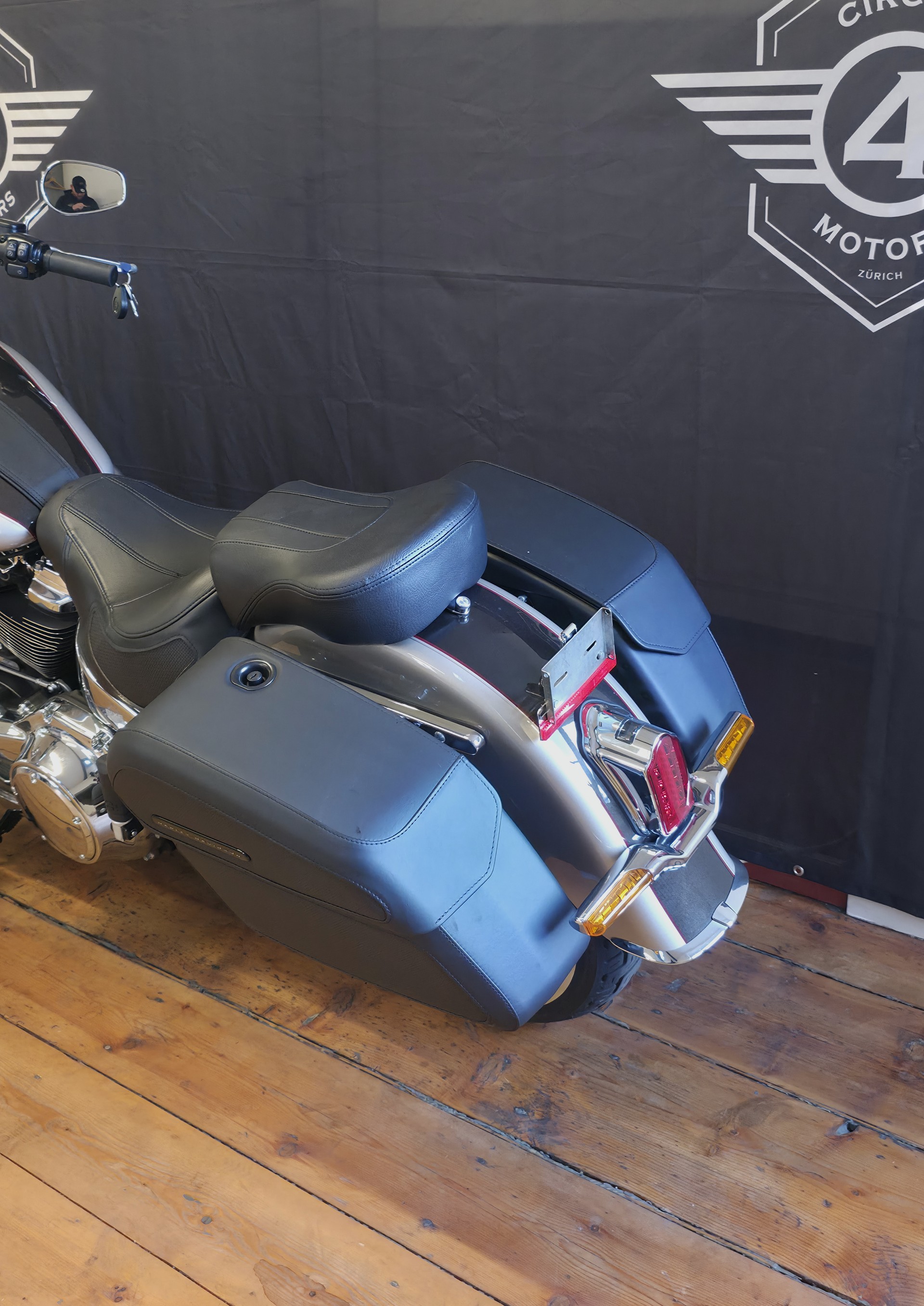 HARLEY-DAVIDSON FLDE Deluxe 107 ABS-image-8