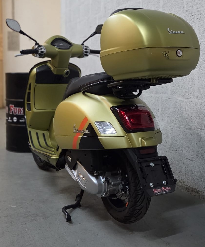 PIAGGIO Vespa GTS 125 Super Sport ABS-image-4