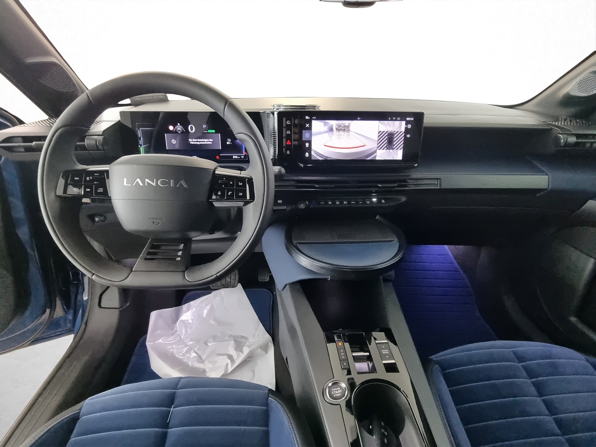 LANCIA Ypsilon Elettrica 156 Edition Limitata Cassina-image-7