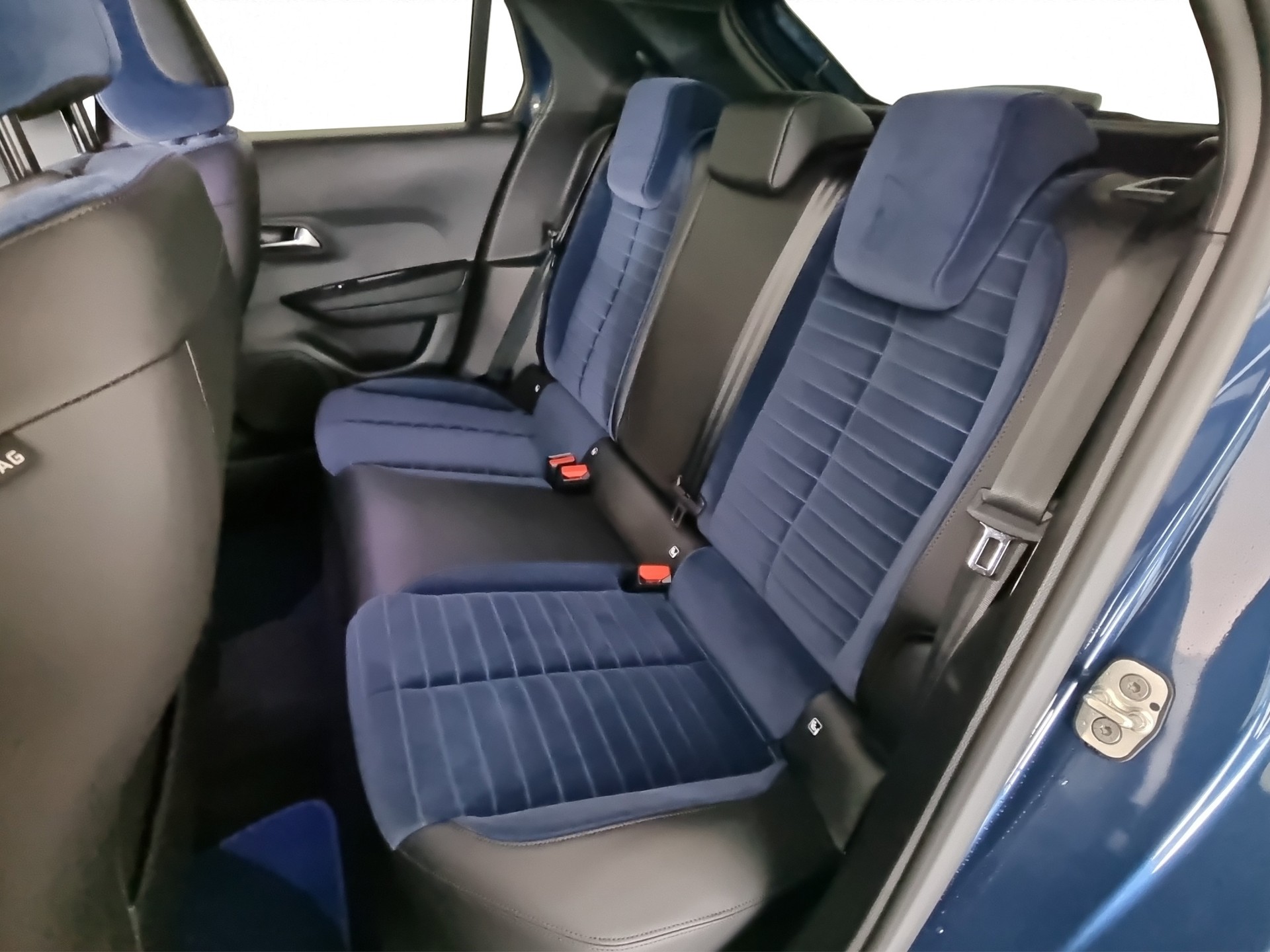LANCIA Ypsilon Elettrica 156 Edition Limitata Cassina-image-6
