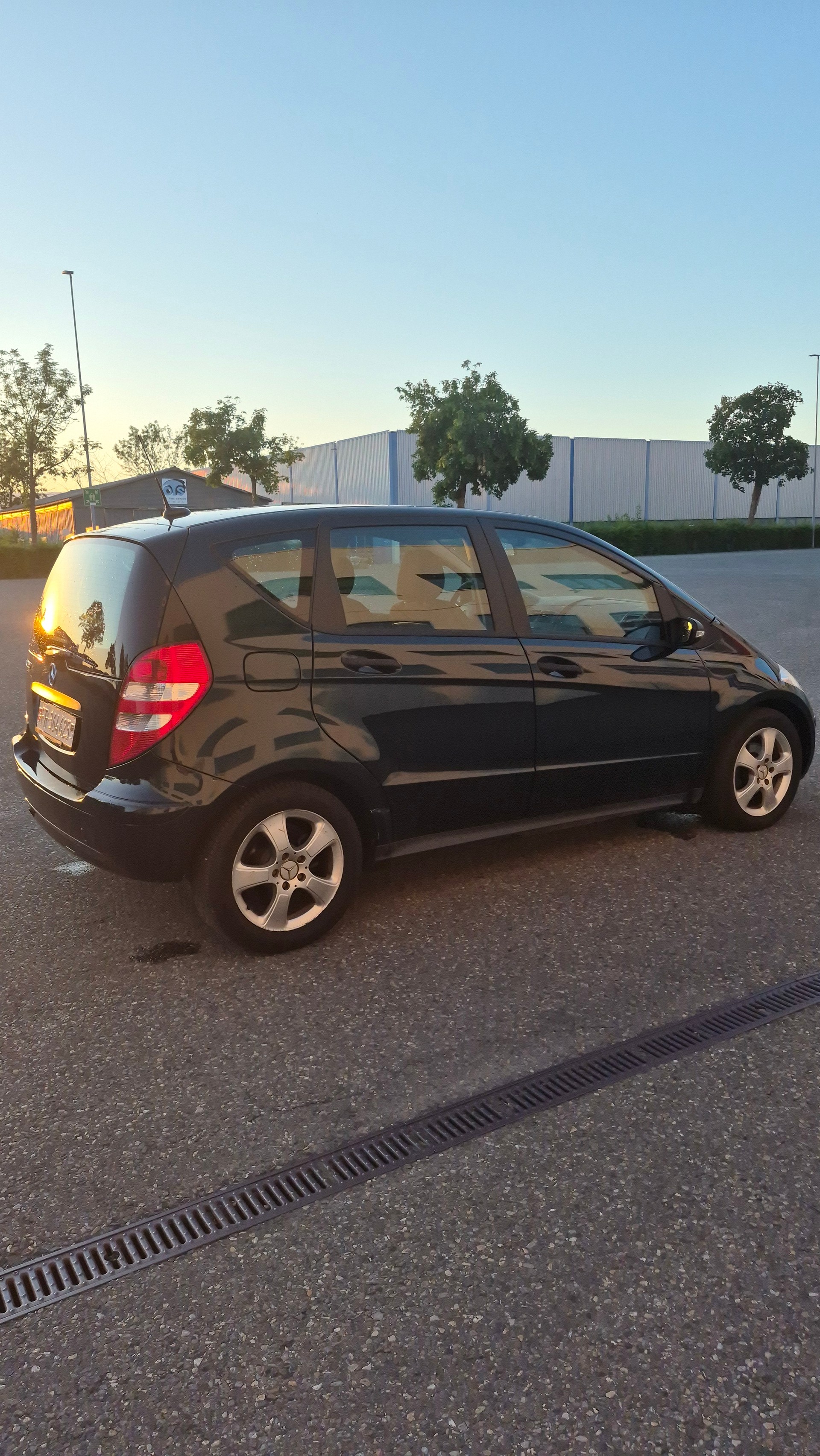 MERCEDES-BENZ A 150-image-2